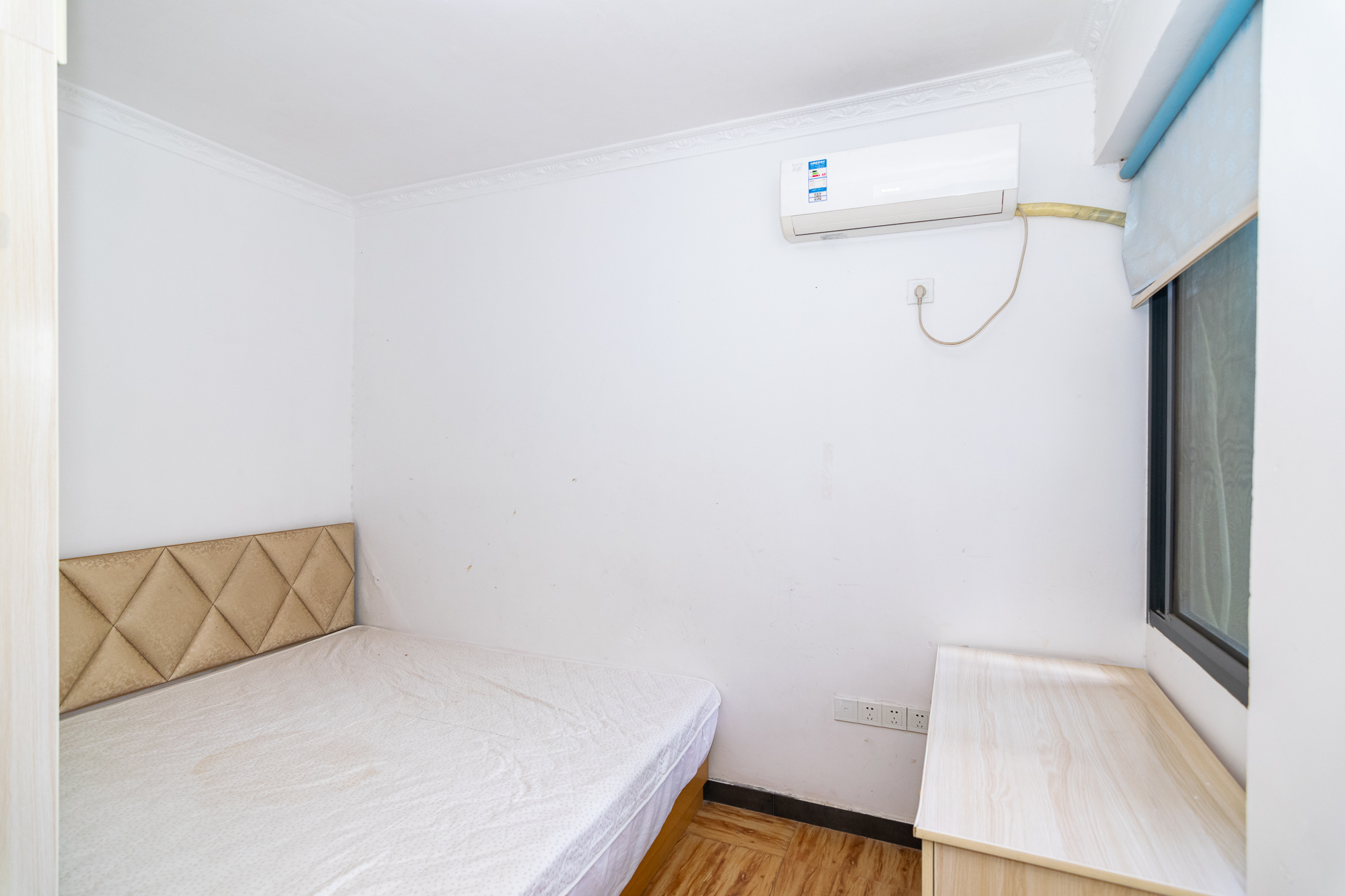 澳海澜庭  2室2厅1卫    68.8万卧室