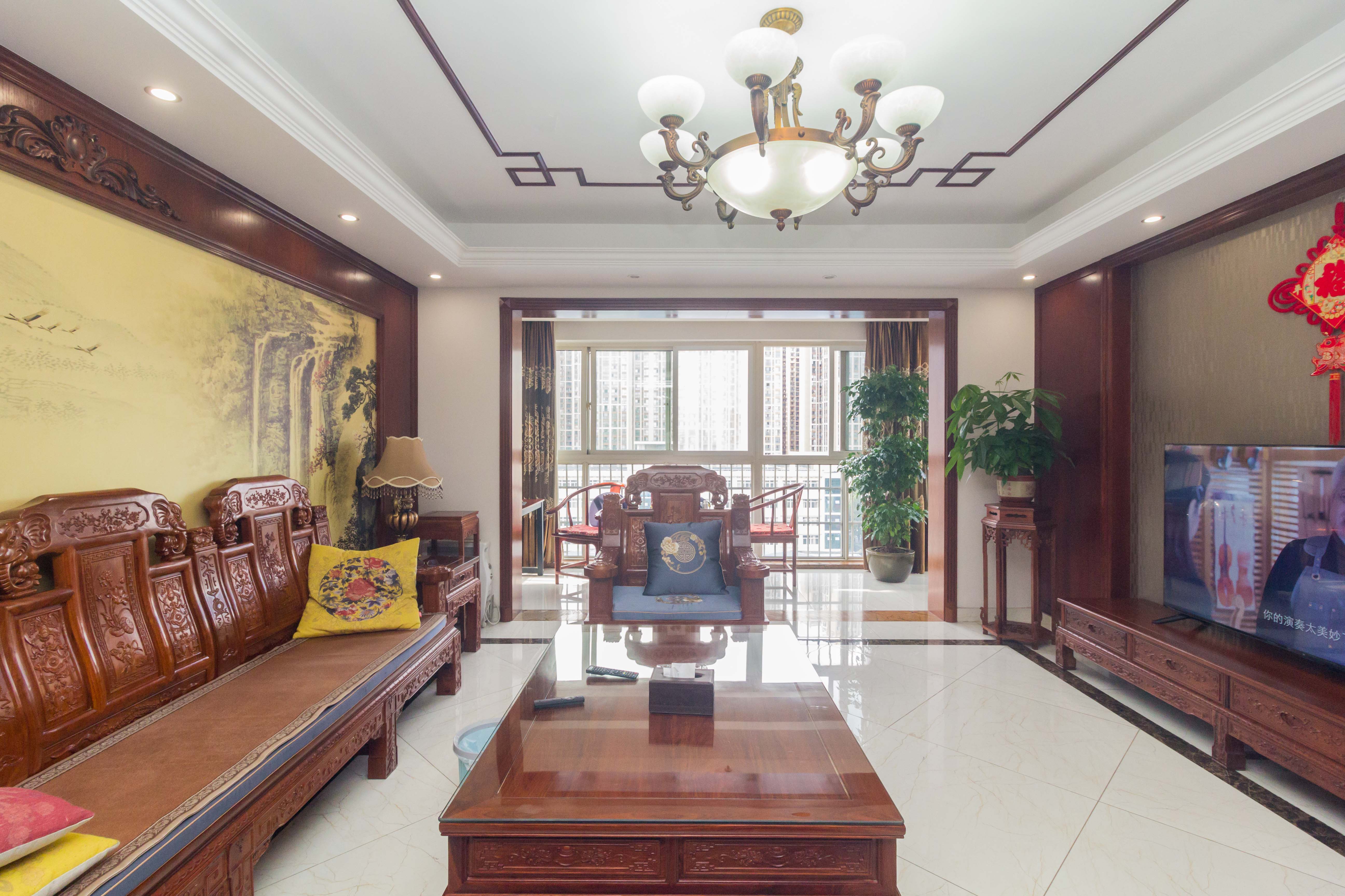 水利水电学府佳院(方略学府佳院) 5室2厅2卫 128.0万 水利水电学府佳院(方略学府佳院) 5室2厅2卫 128.0万客厅