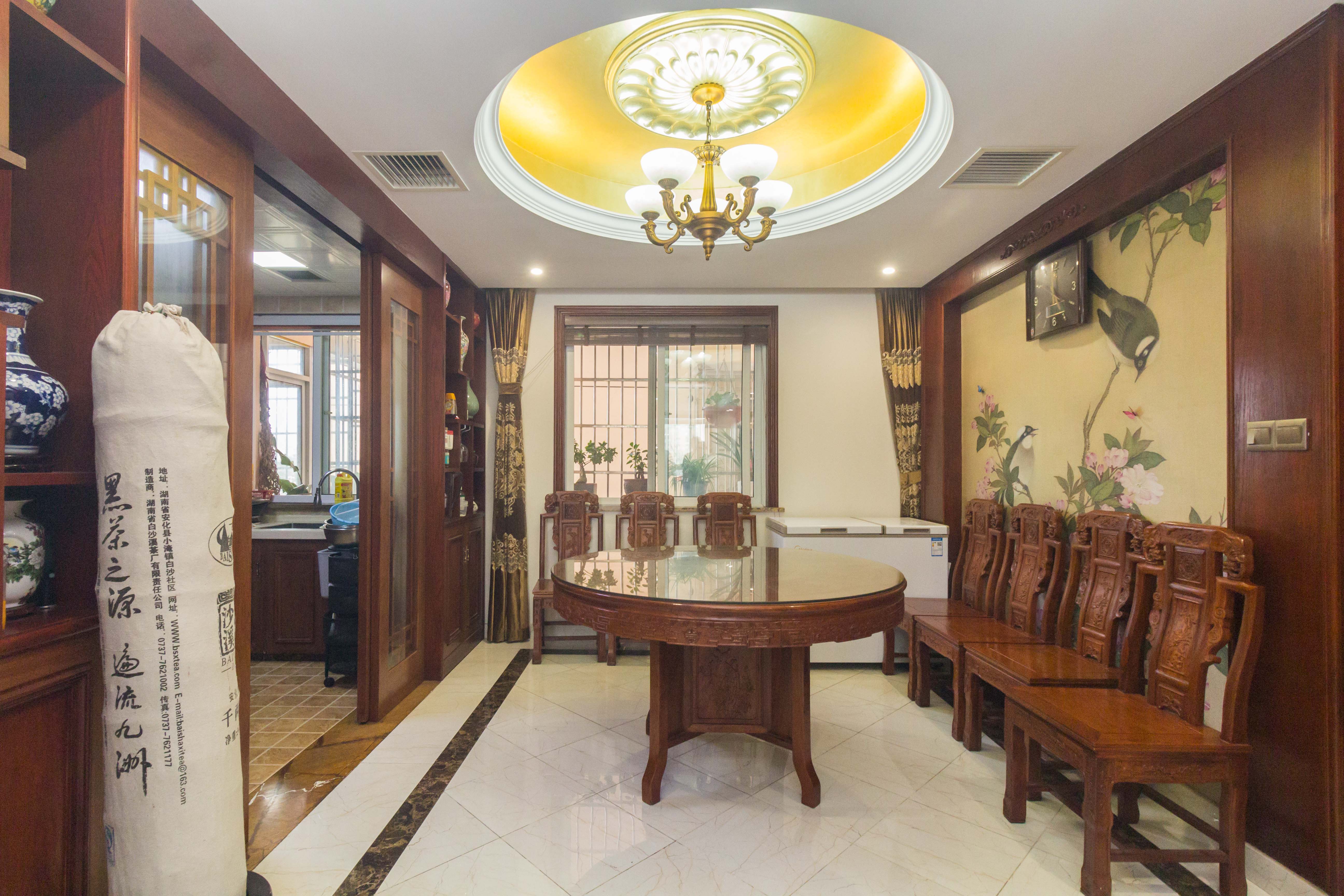 水利水电学府佳院(方略学府佳院) 5室2厅2卫 128.0万 水利水电学府佳院(方略学府佳院) 5室2厅2卫 128.0万客厅