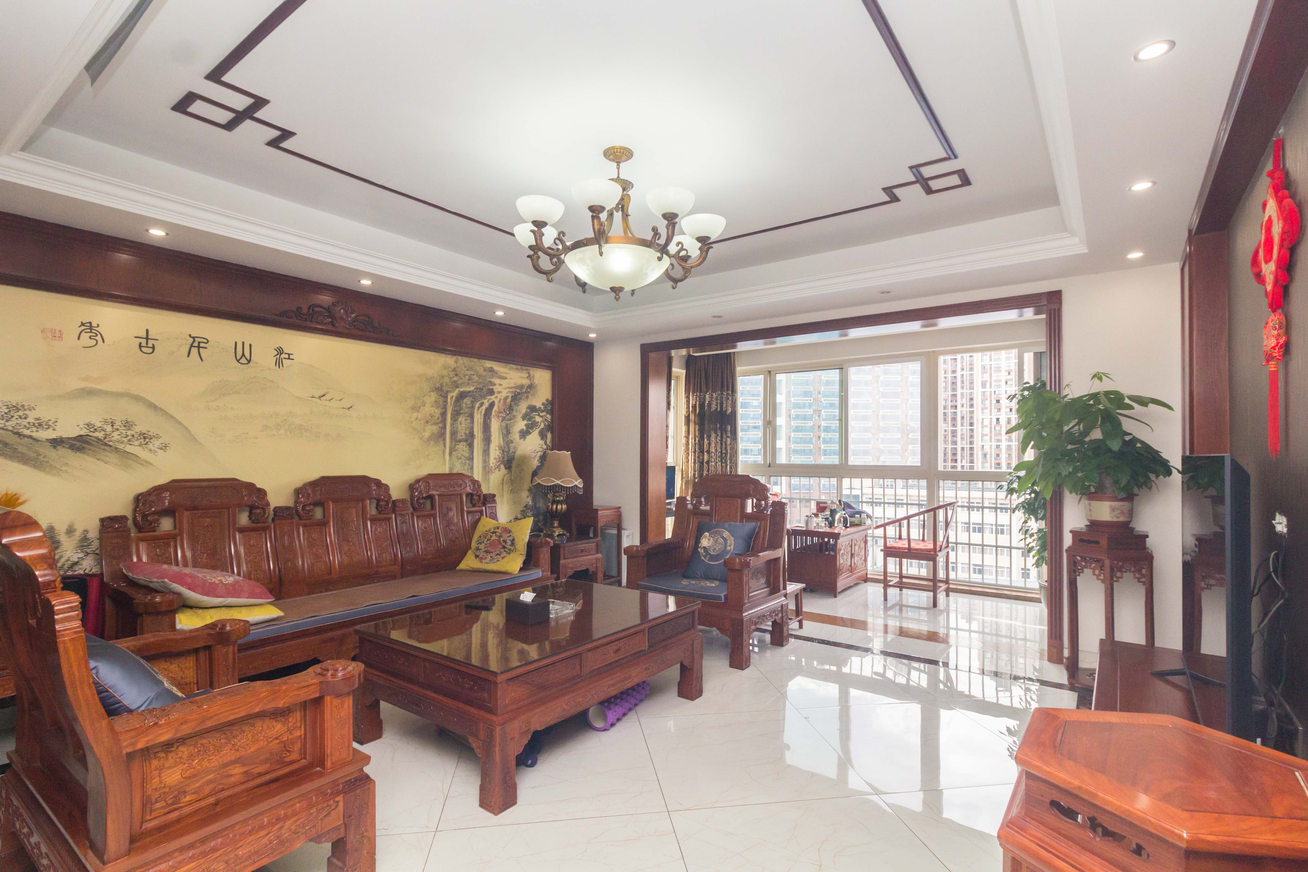 水利水电学府佳院(方略学府佳院) 5室2厅2卫 128.0万 水利水电学府佳院(方略学府佳院) 5室2厅2卫 128.0万客厅