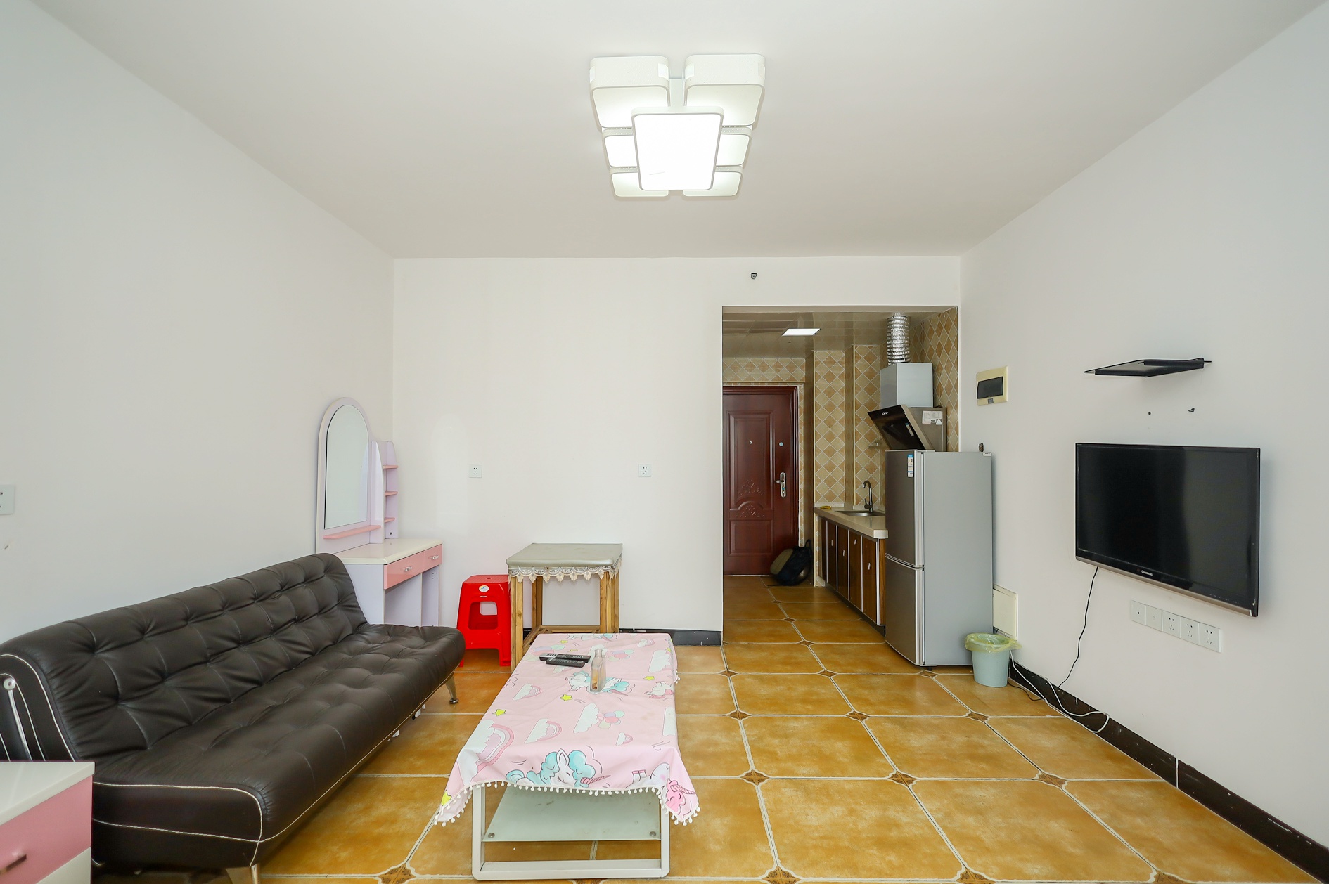 时代星空 1室1厅1卫 18.8万 时代星空 1室1厅1卫 18.8万客厅