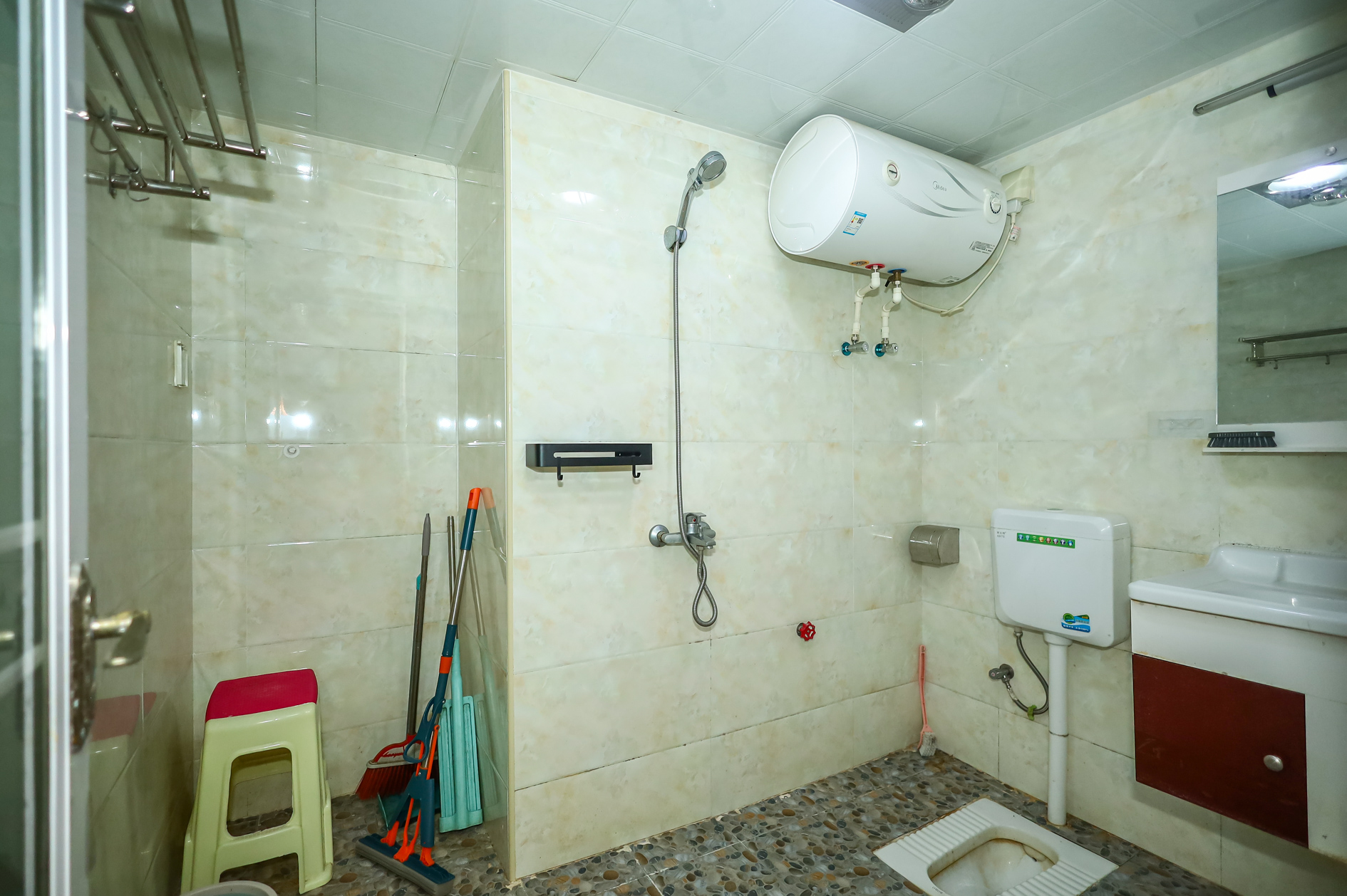 时代星空 1室1厅1卫 18.8万 时代星空 1室1厅1卫 18.8万卫生间