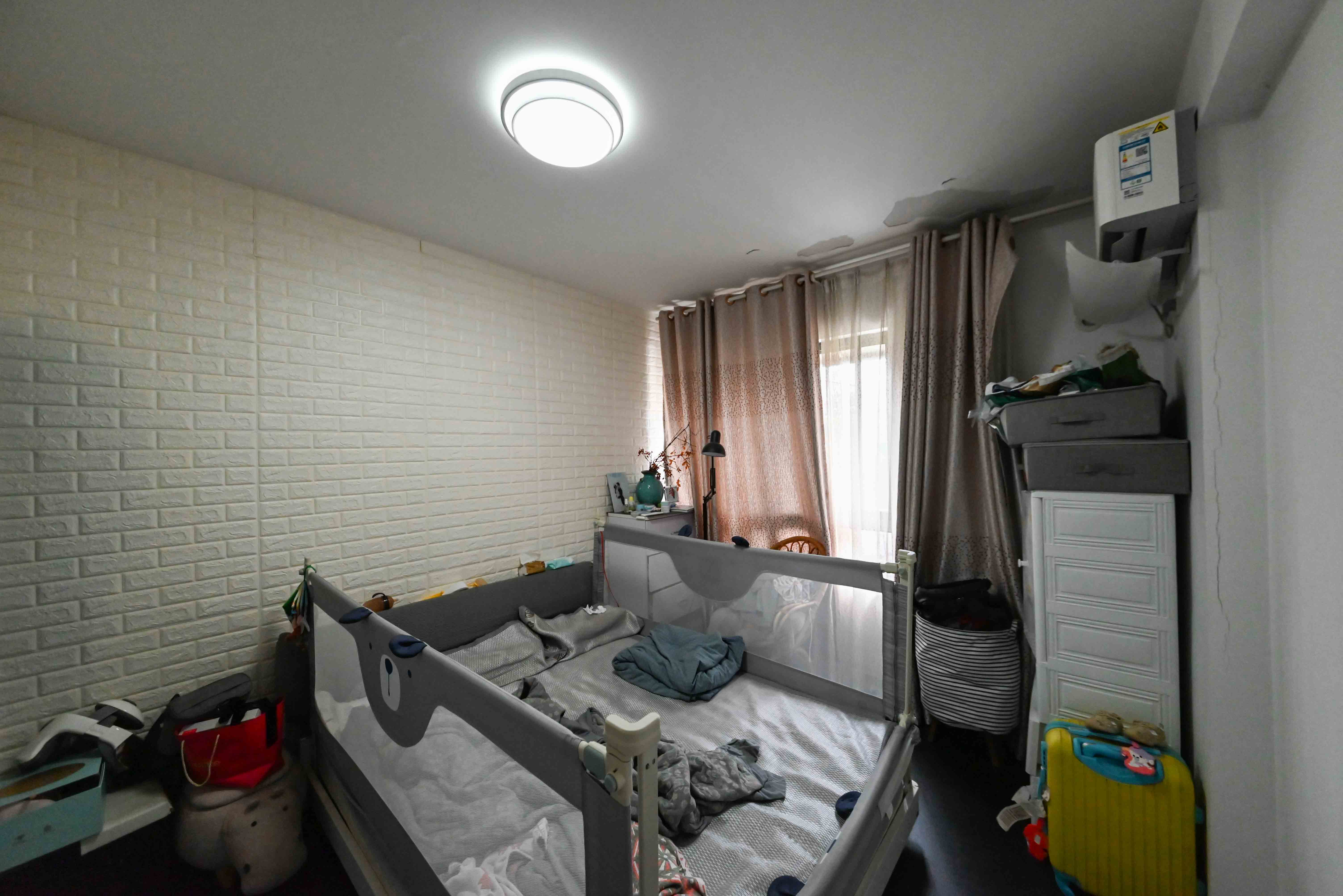 优山美地  2室2厅1卫   64.00万卧室