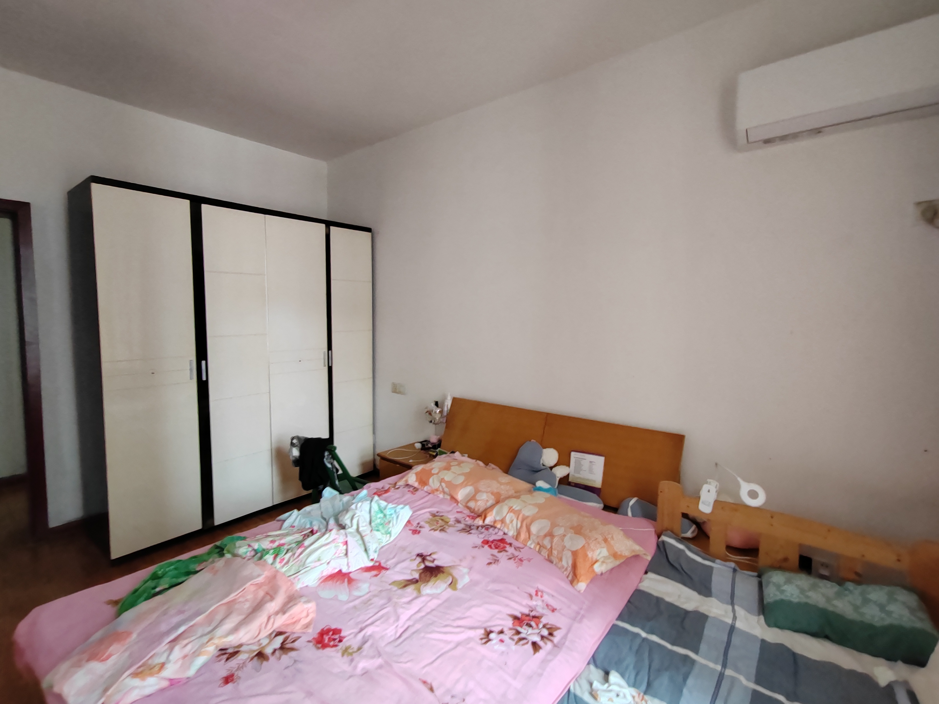 华府龙苑 3室2厅2卫 70.0万 华府龙苑 3室2厅2卫 70.0万室内图