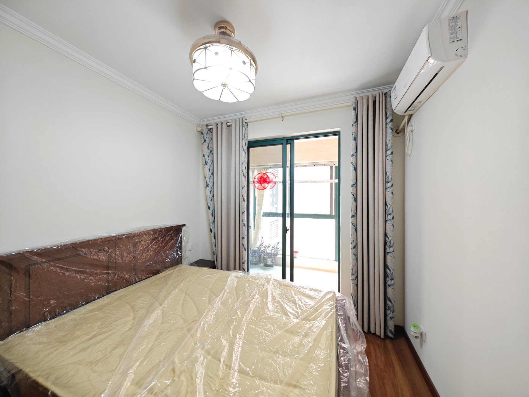 博长山水香颐 3室2厅2卫 95.0万 博长山水香颐 3室2厅2卫 95.0万卧室