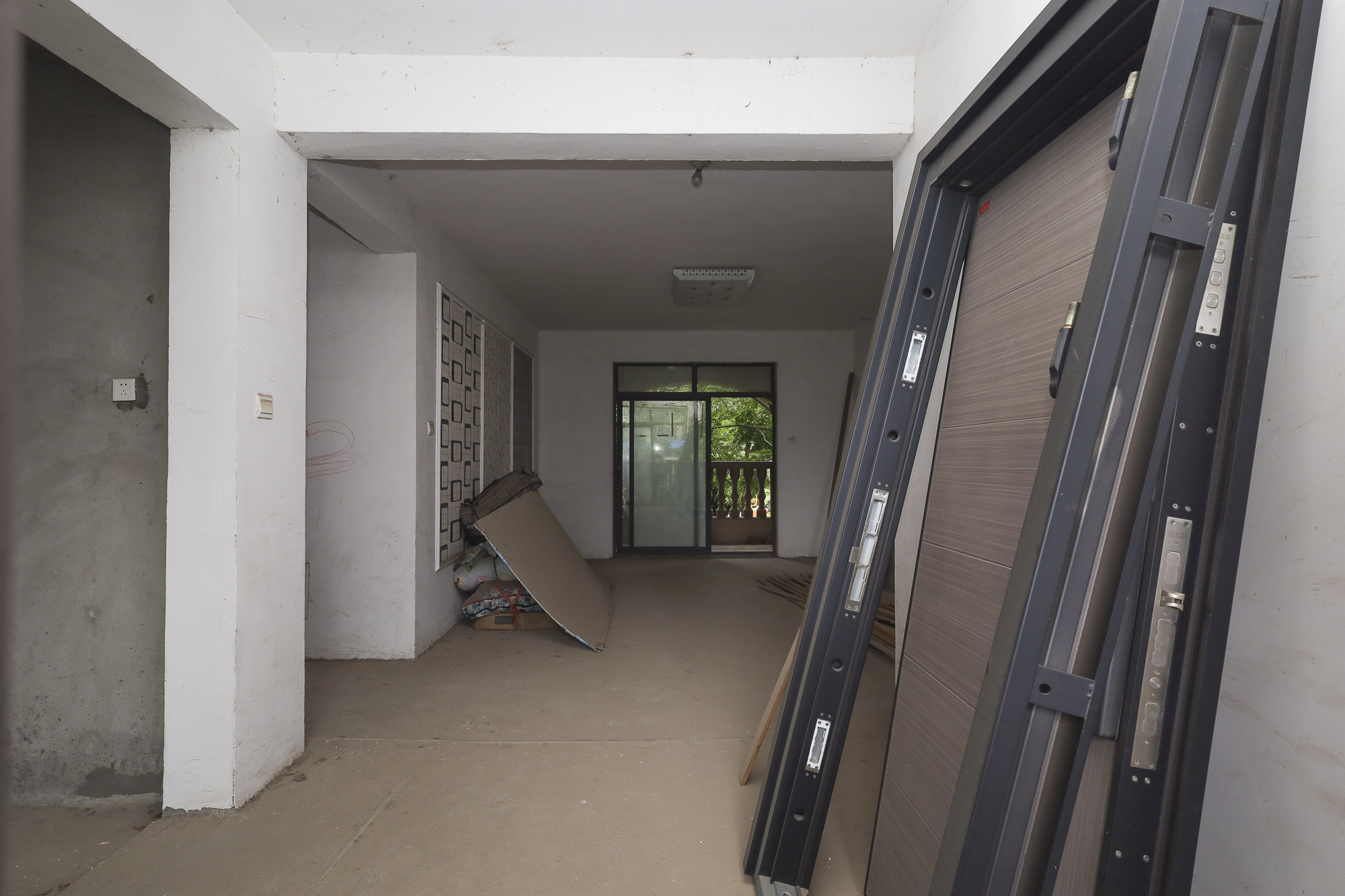 阳光丽城一期  4室2厅2卫    187.88万客厅