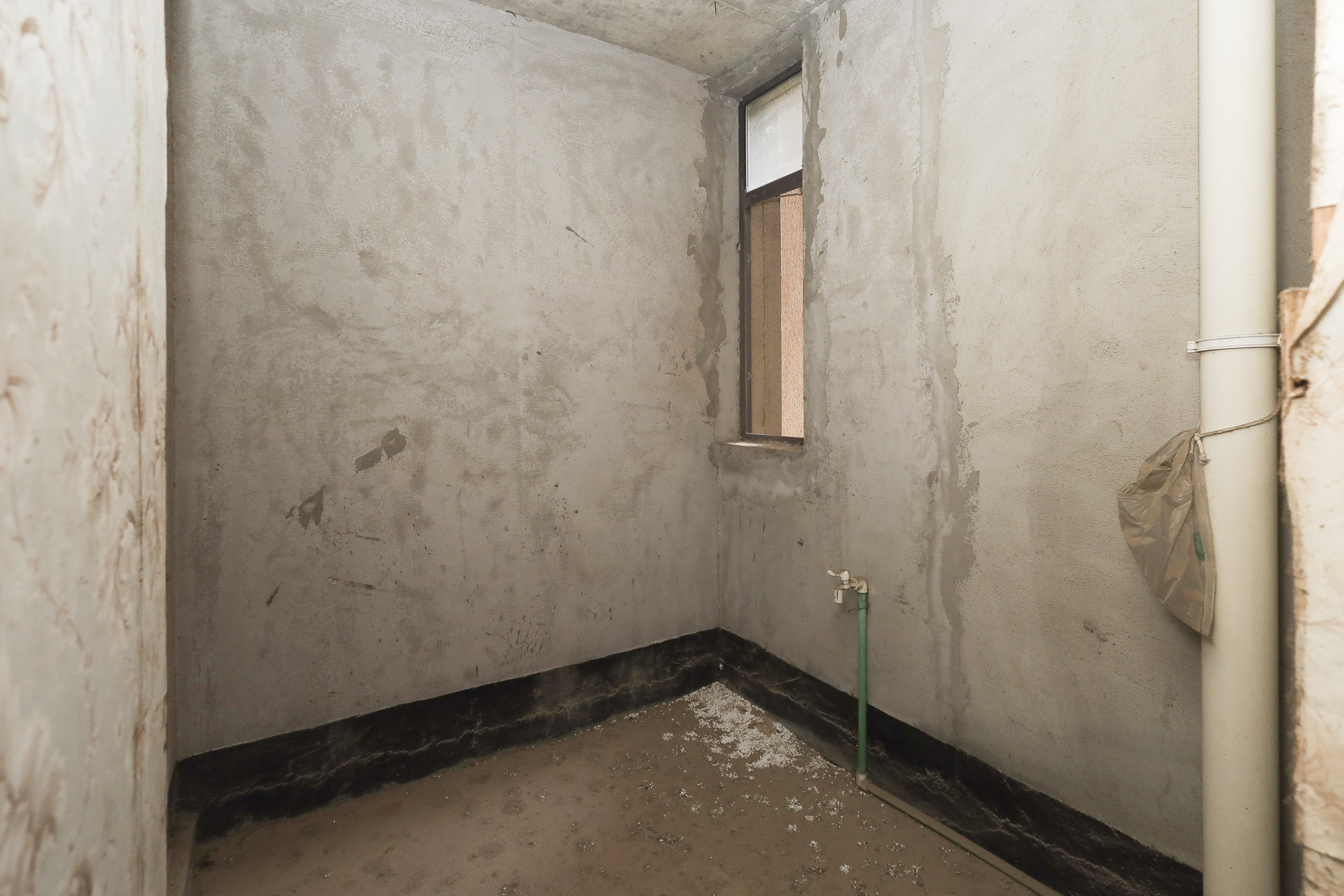 阳光丽城一期  4室2厅2卫    187.88万卫生间