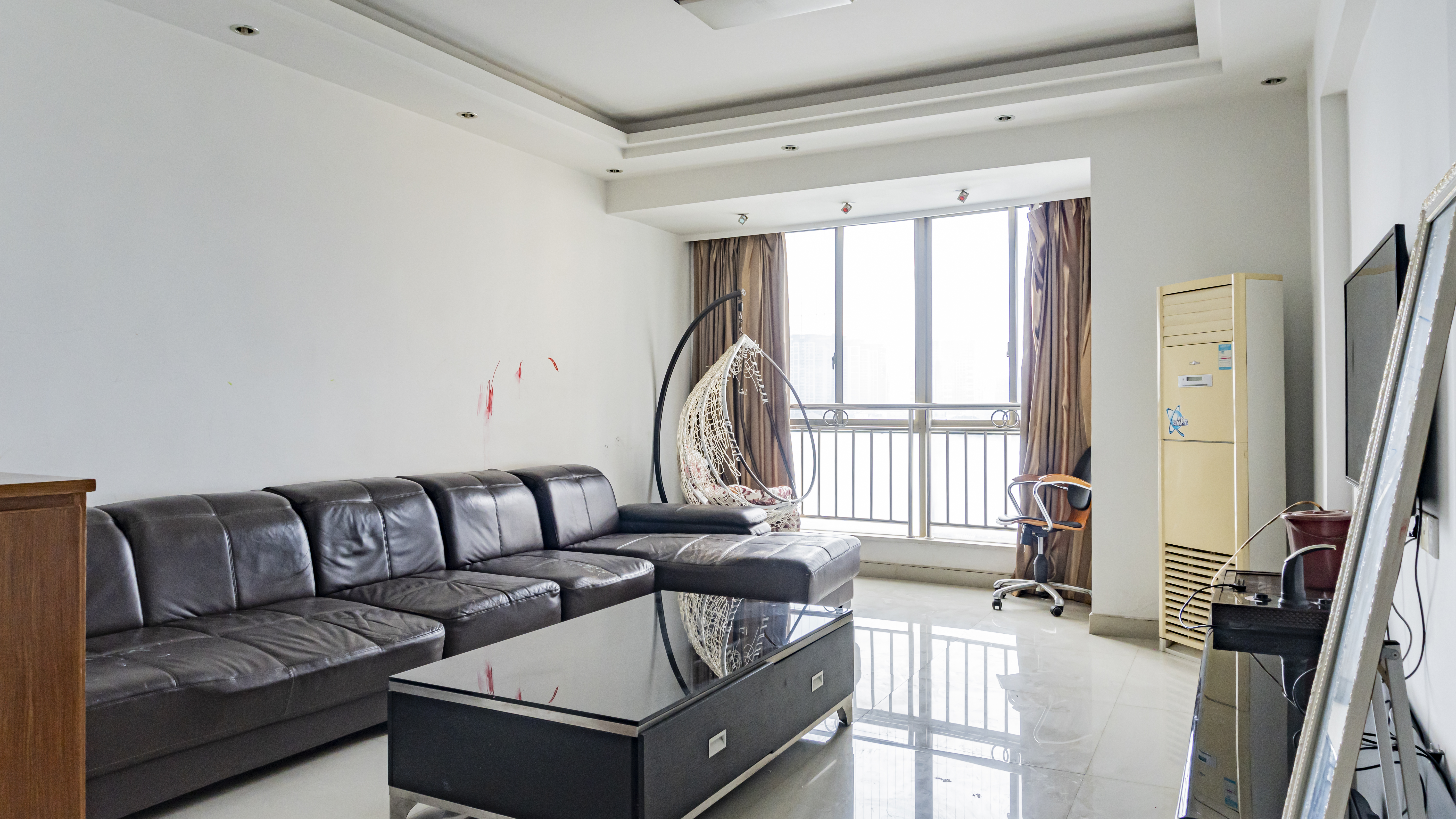 中天国际花园  3室2厅2卫    66.8万 中天国际花园  3室2厅2卫    66.8万室内图