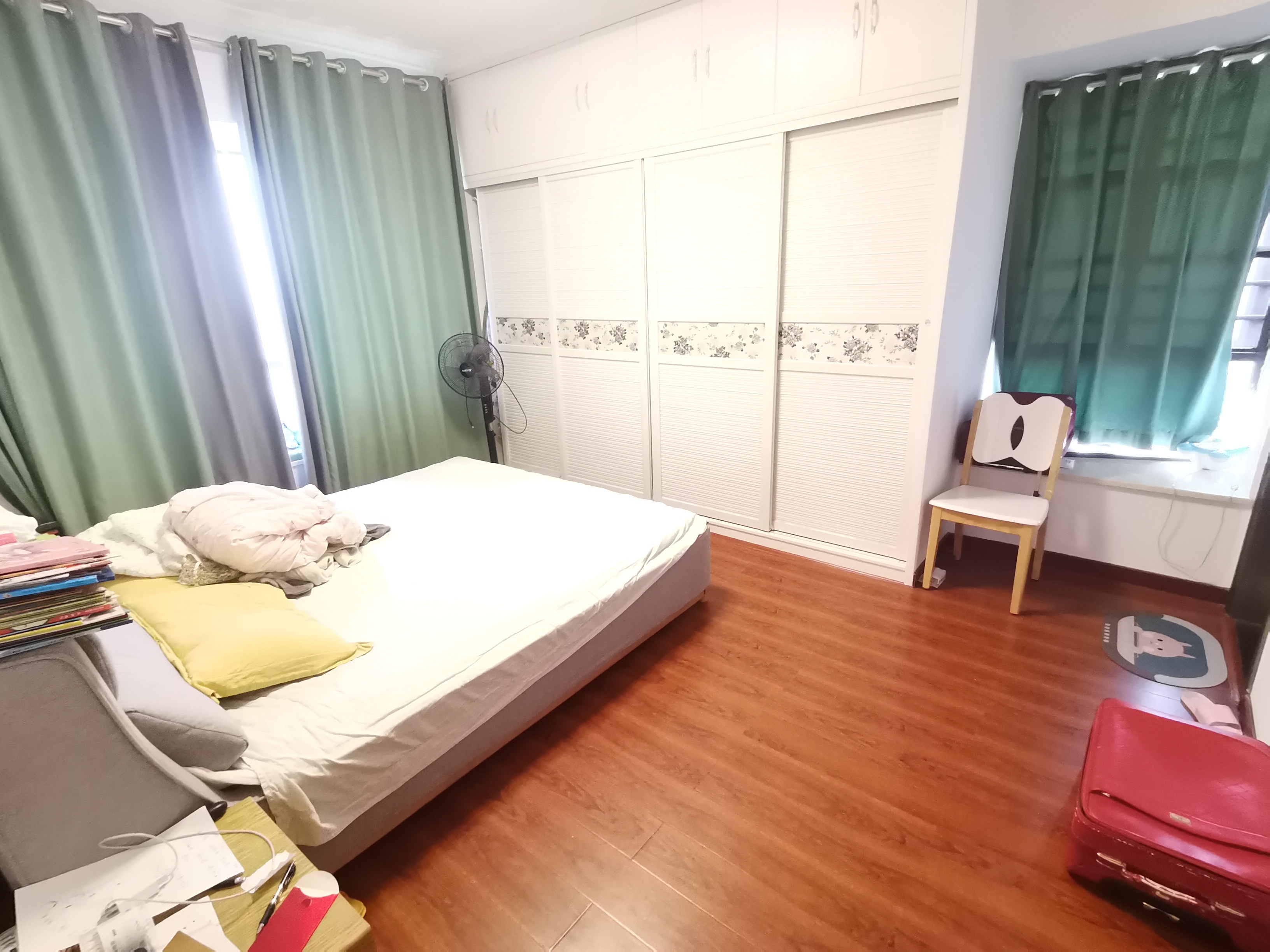 香博堡 3室2厅2卫 49.8万 香博堡 3室2厅2卫 49.8万室内图