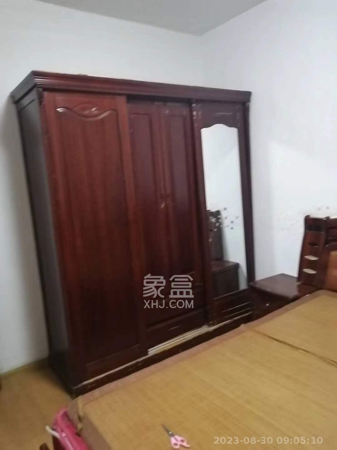 星典时代  3室2厅1卫   2400.00元/月室内图