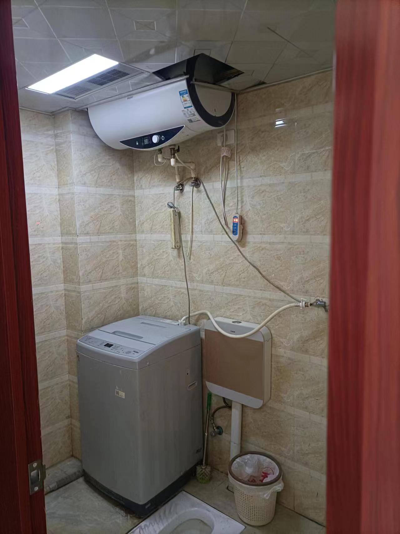 美的林城时代  2室1厅1卫   2300.00元/月室内图