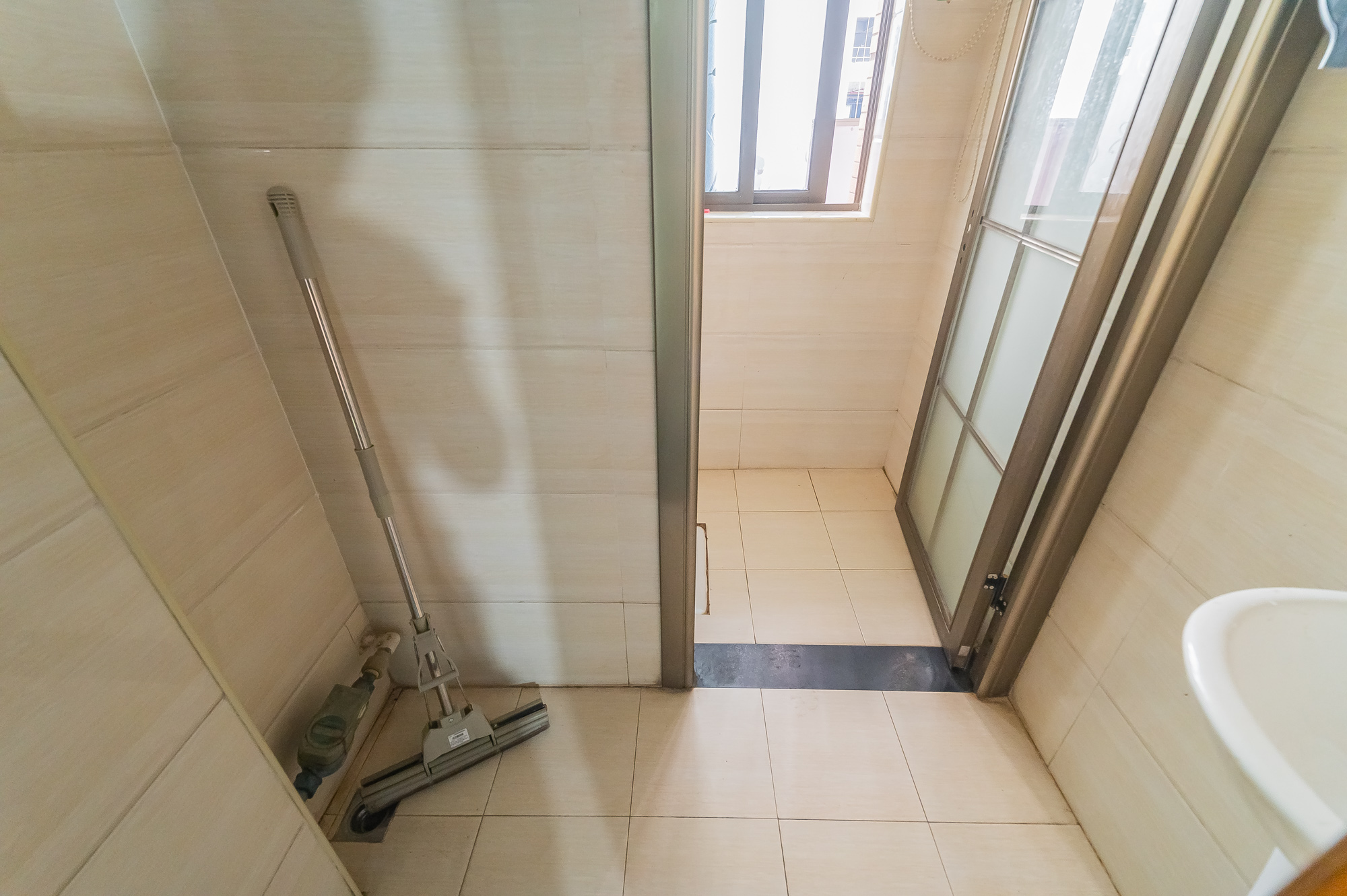 家和院 4室2厅1卫 78.0万 家和院 4室2厅1卫 78.0万卫生间