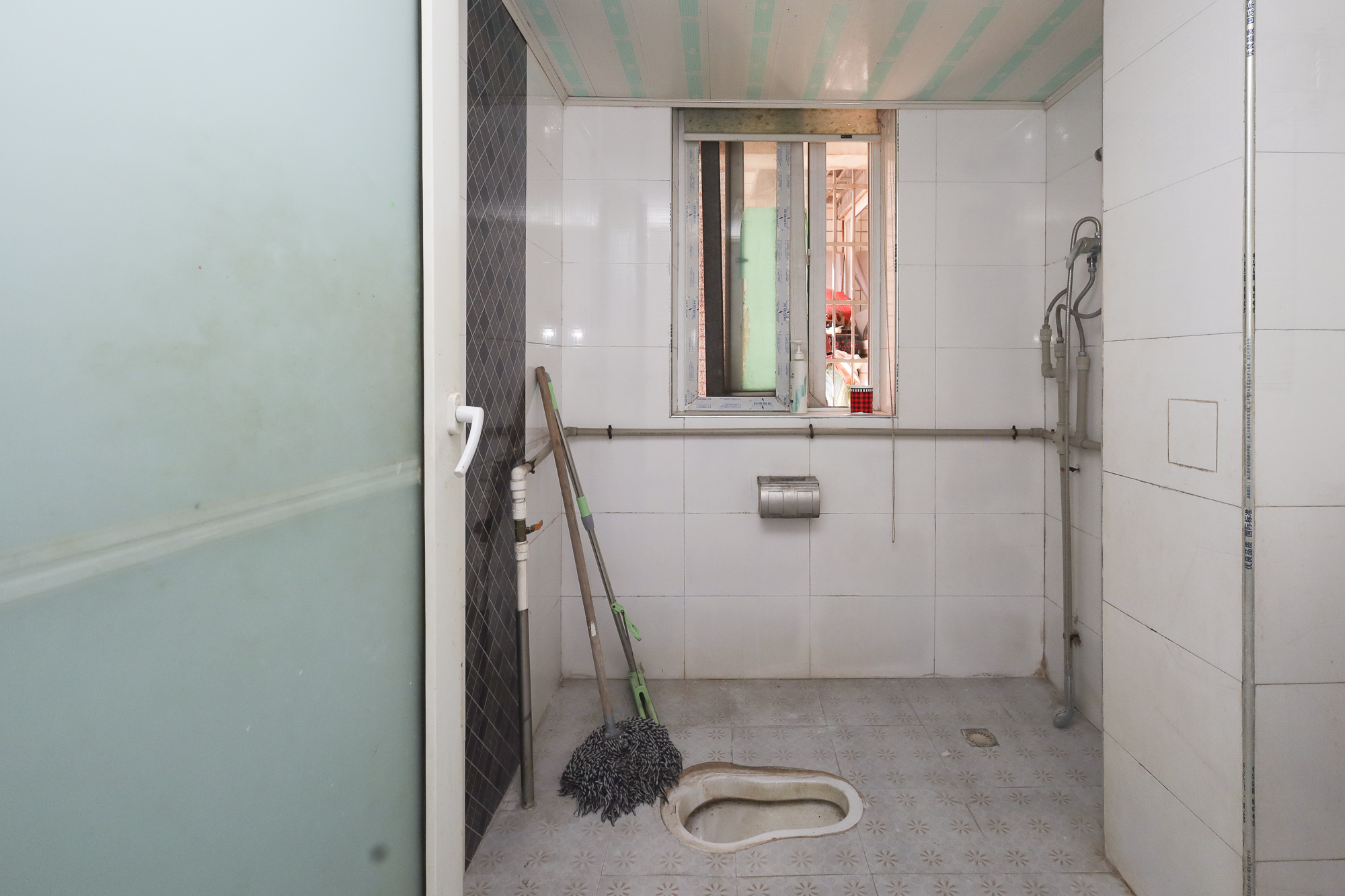 星蓝湾  4室2厅2卫    118.8万卫生间