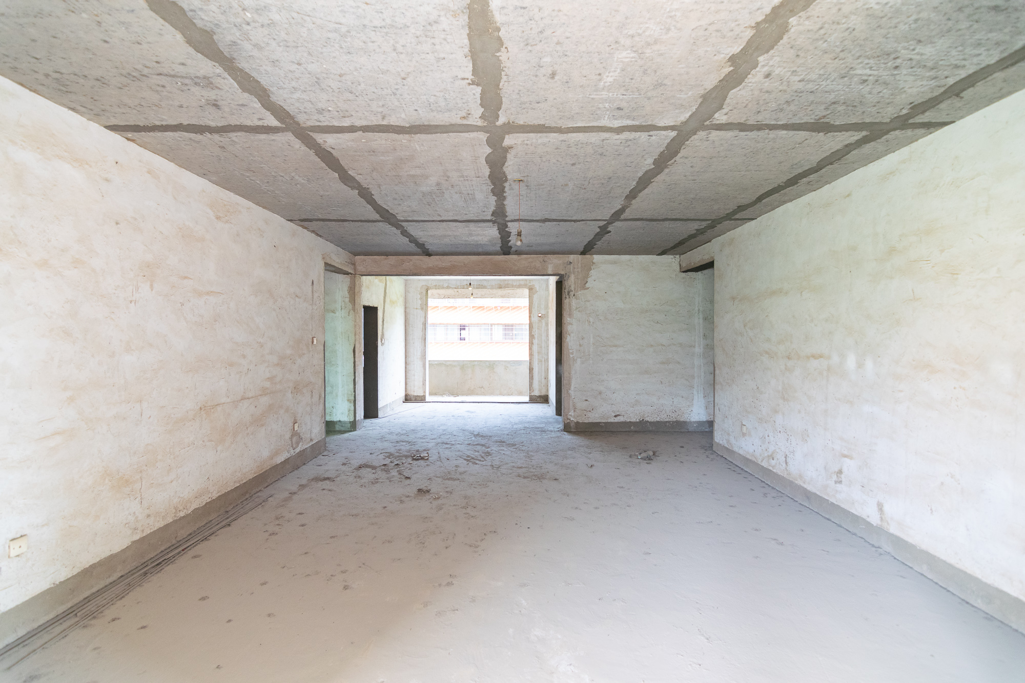 新都小区 5室2厅2卫 88.00万 新都小区 5室2厅2卫 88.00万客厅