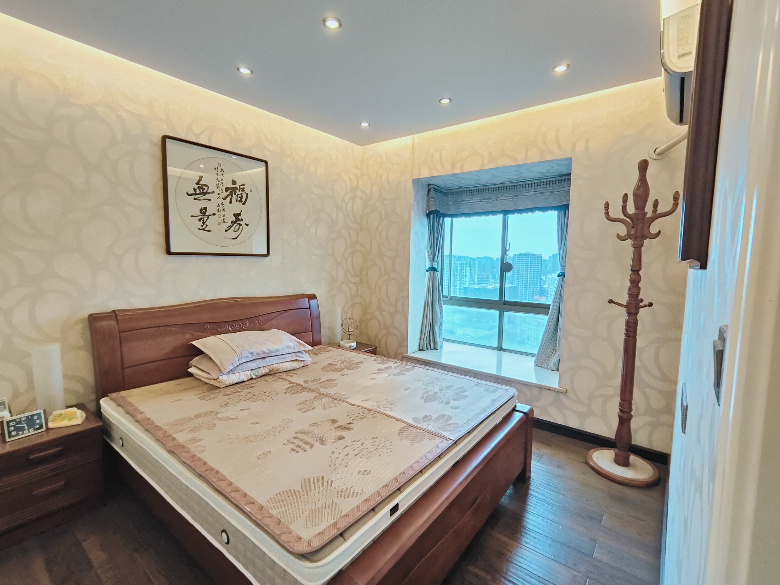 时尚新天地(平和堂) 3室2厅2卫 89.0万 时尚新天地(平和堂) 3室2厅2卫 89.0万室内图