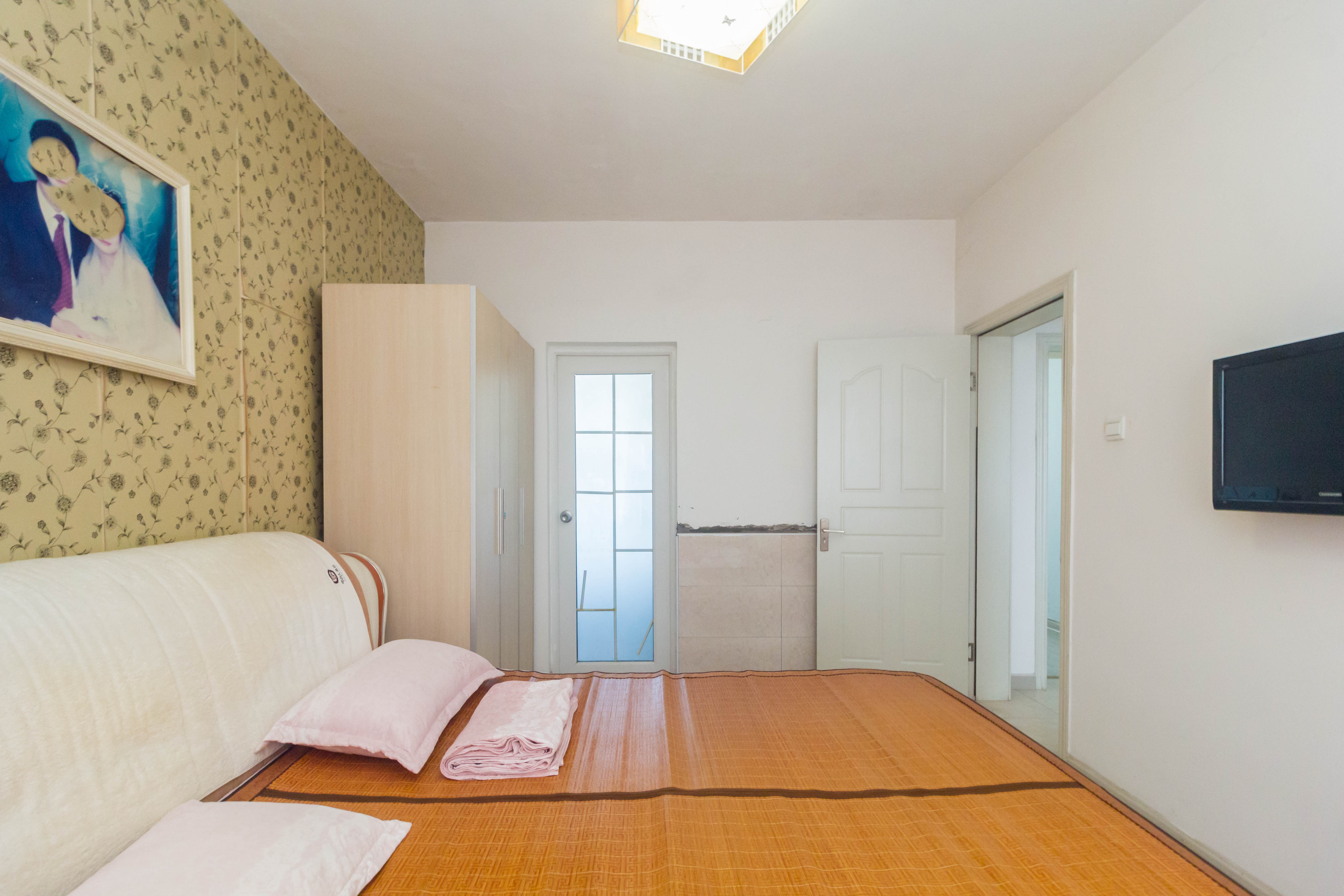 未来蜂巢 3室1厅2卫 55.8万 未来蜂巢 3室1厅2卫 55.8万卧室