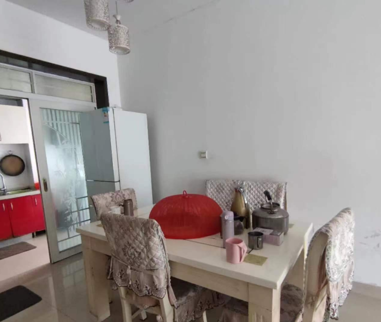 财富小区  3室2厅1卫    43.8万 财富小区  3室2厅1卫    43.8万室内图