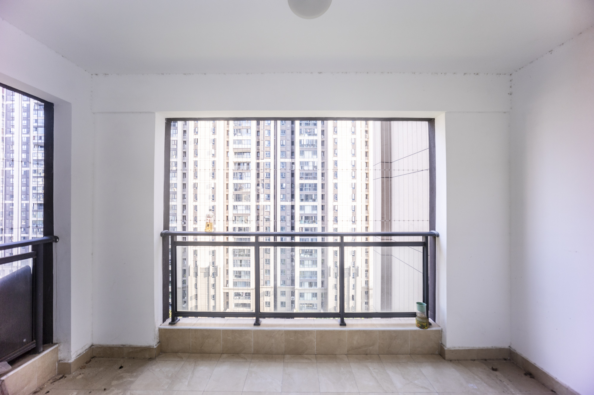 建發(fā)中央公園（建發(fā)美地）  4室2廳2衛(wèi)    265.0萬陽臺
