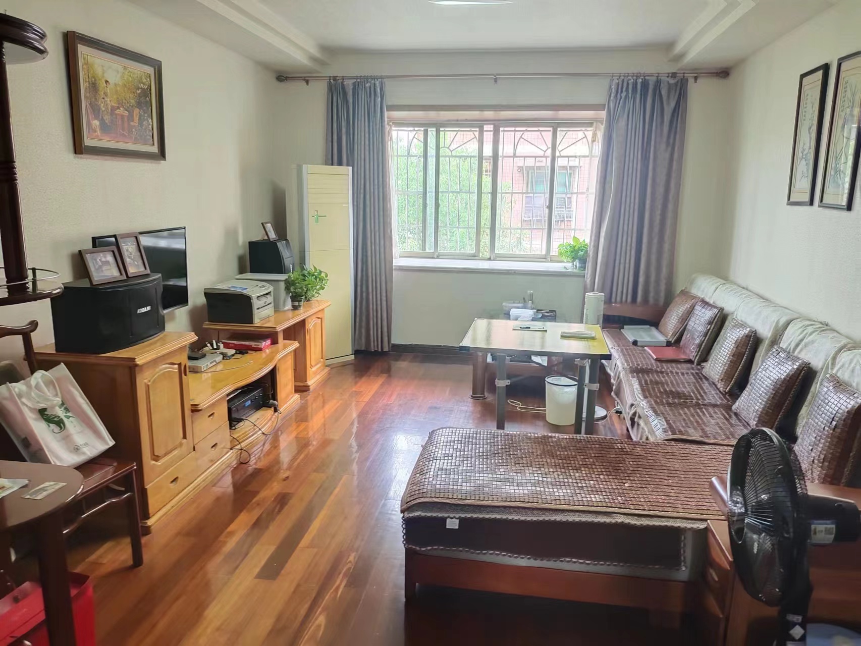 恒丰小区 3室2厅2卫 38.0万 恒丰小区 3室2厅2卫 38.0万室内图