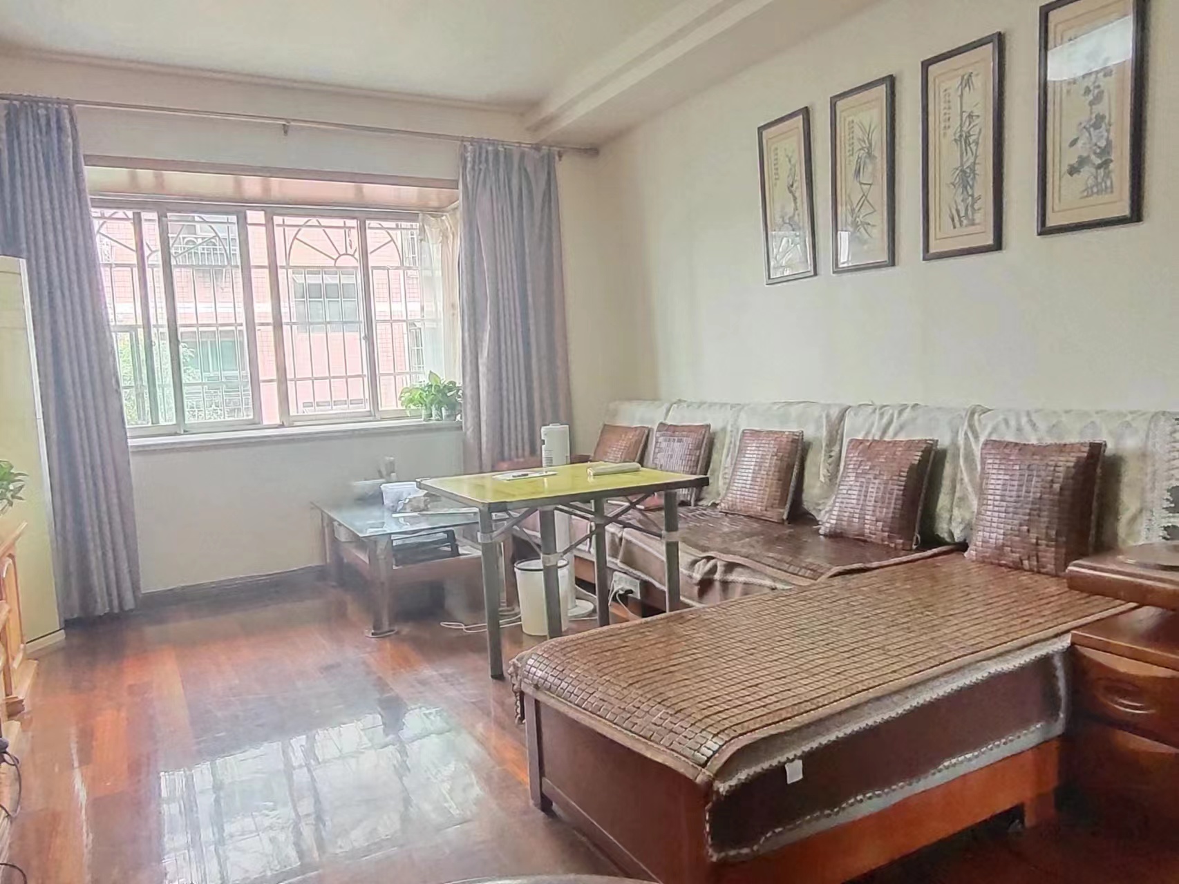 恒丰小区 3室2厅2卫 38.0万 恒丰小区 3室2厅2卫 38.0万室内图