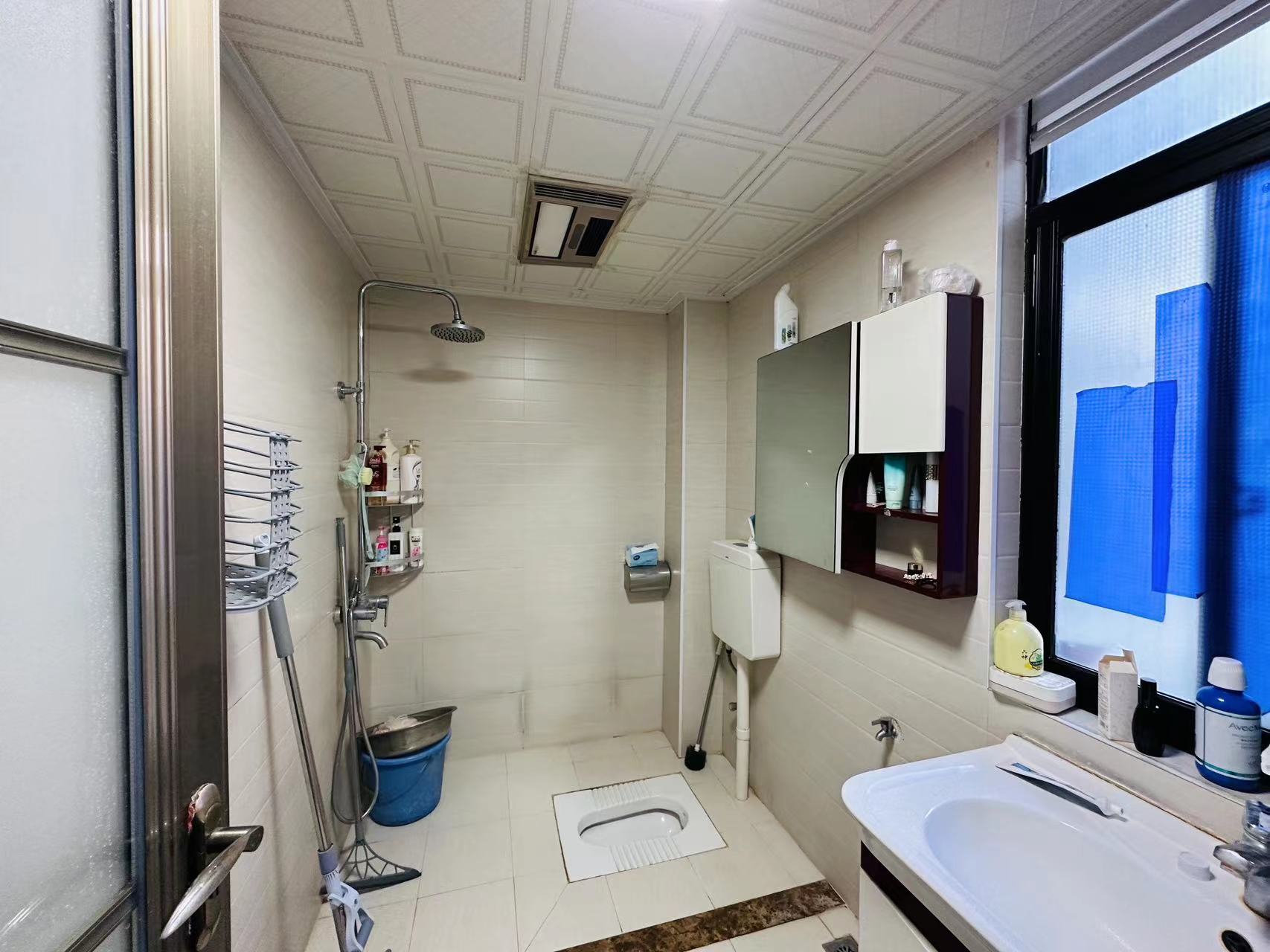 金碧花园 3室2厅2卫 80.0万 金碧花园 3室2厅2卫 80.0万室内图