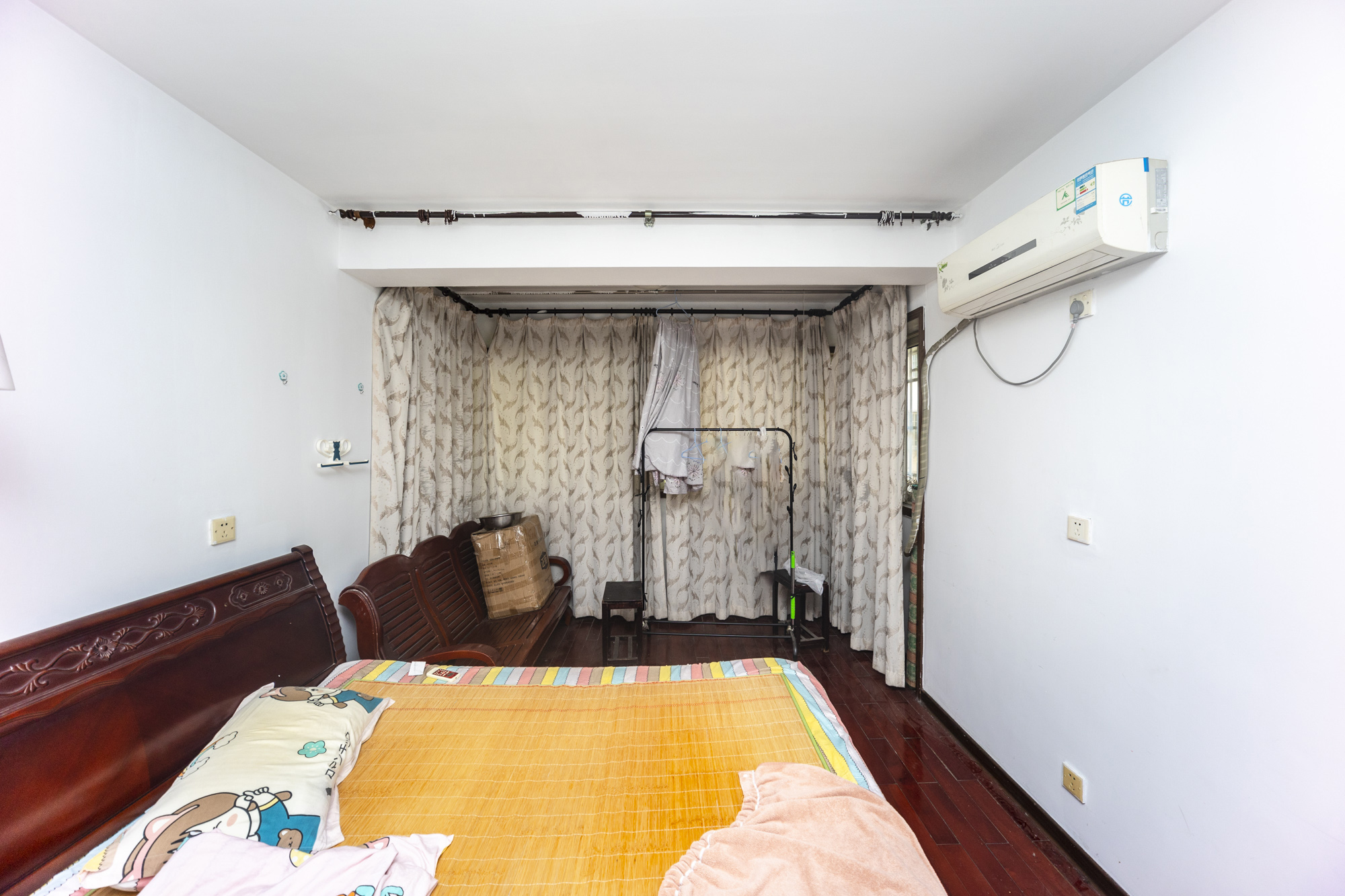 富绿新村  2室1厅1卫   59.40万卧室