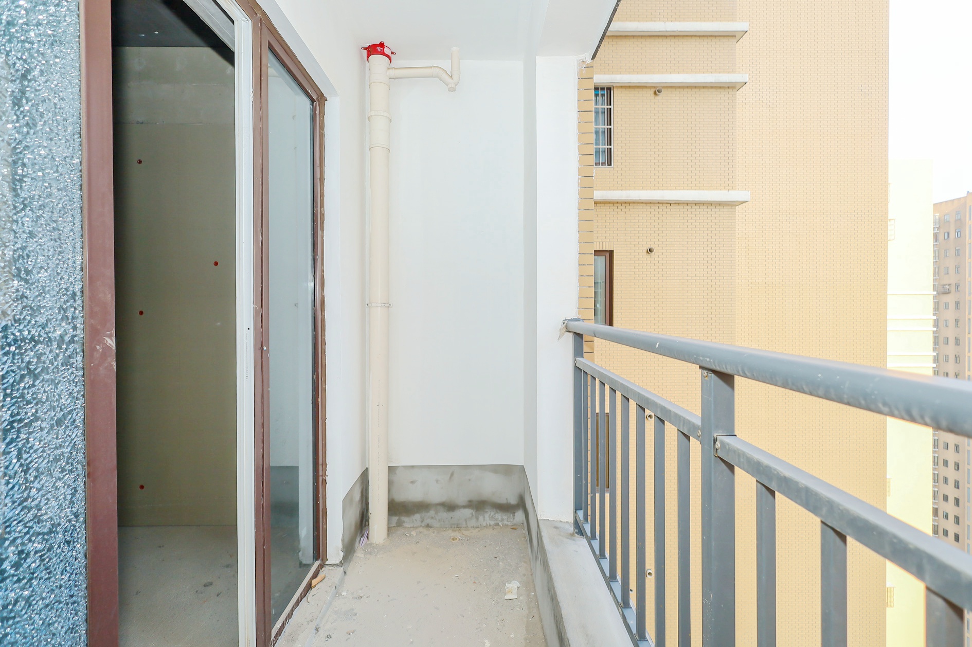 楚天世纪城西苑 3室2厅1卫 76.0万 楚天世纪城西苑 3室2厅1卫 76.0万阳台