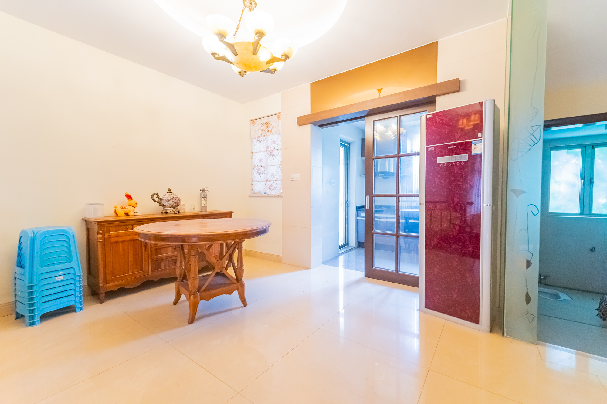 碧桂园威尼斯城 4室2厅2卫 278.00万 碧桂园威尼斯城 4室2厅2卫 278.00万客厅