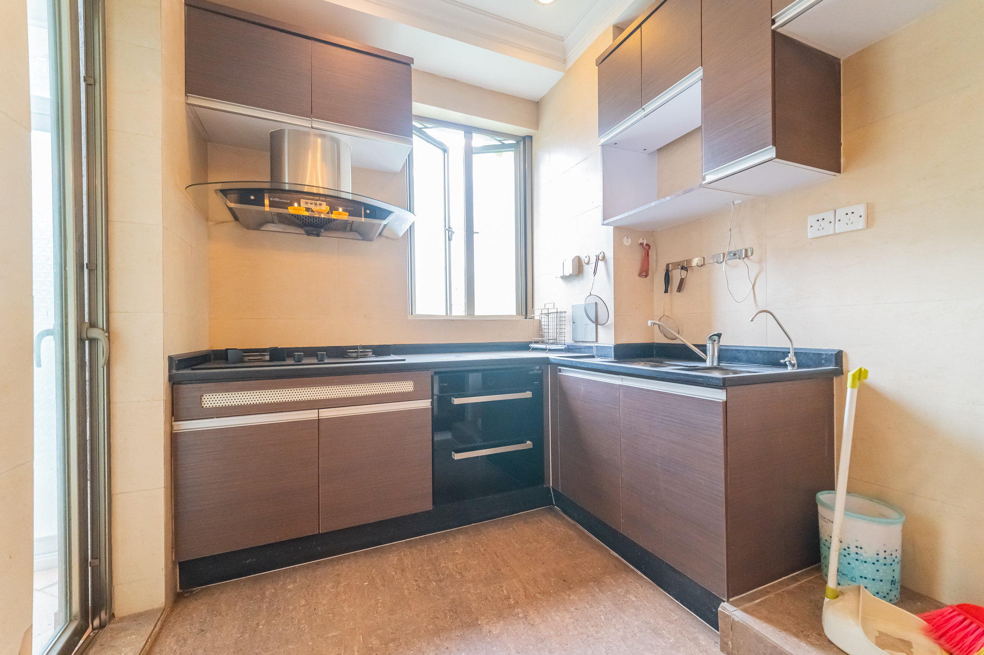 碧桂园威尼斯城 4室2厅2卫 278.00万 碧桂园威尼斯城 4室2厅2卫 278.00万厨房