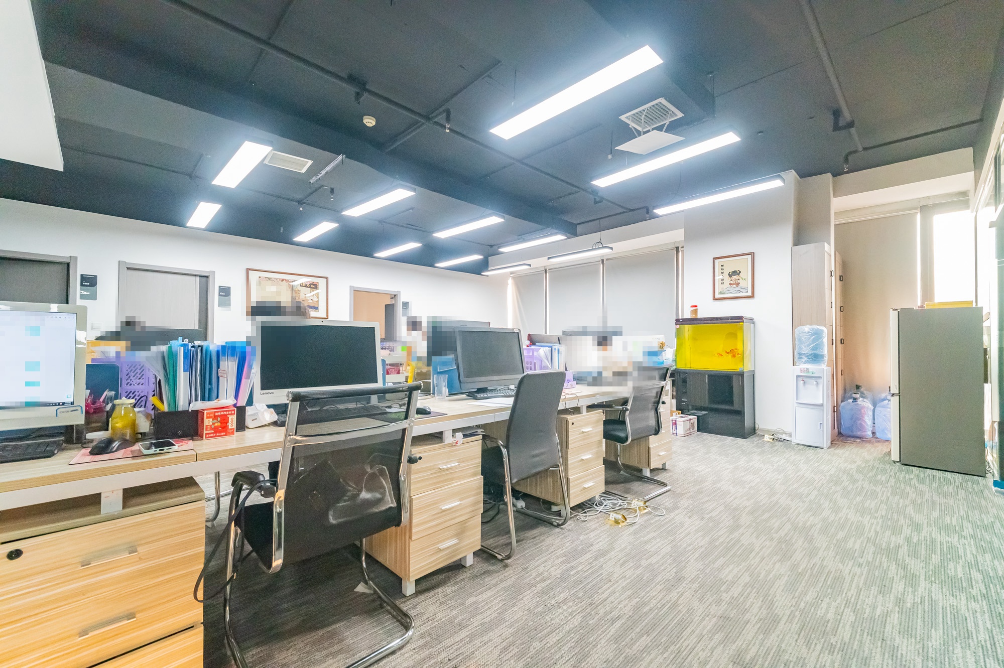 世景国际广场  0室0厅0卫    135.5万 世景国际广场  0室0厅0卫    135.5万客厅