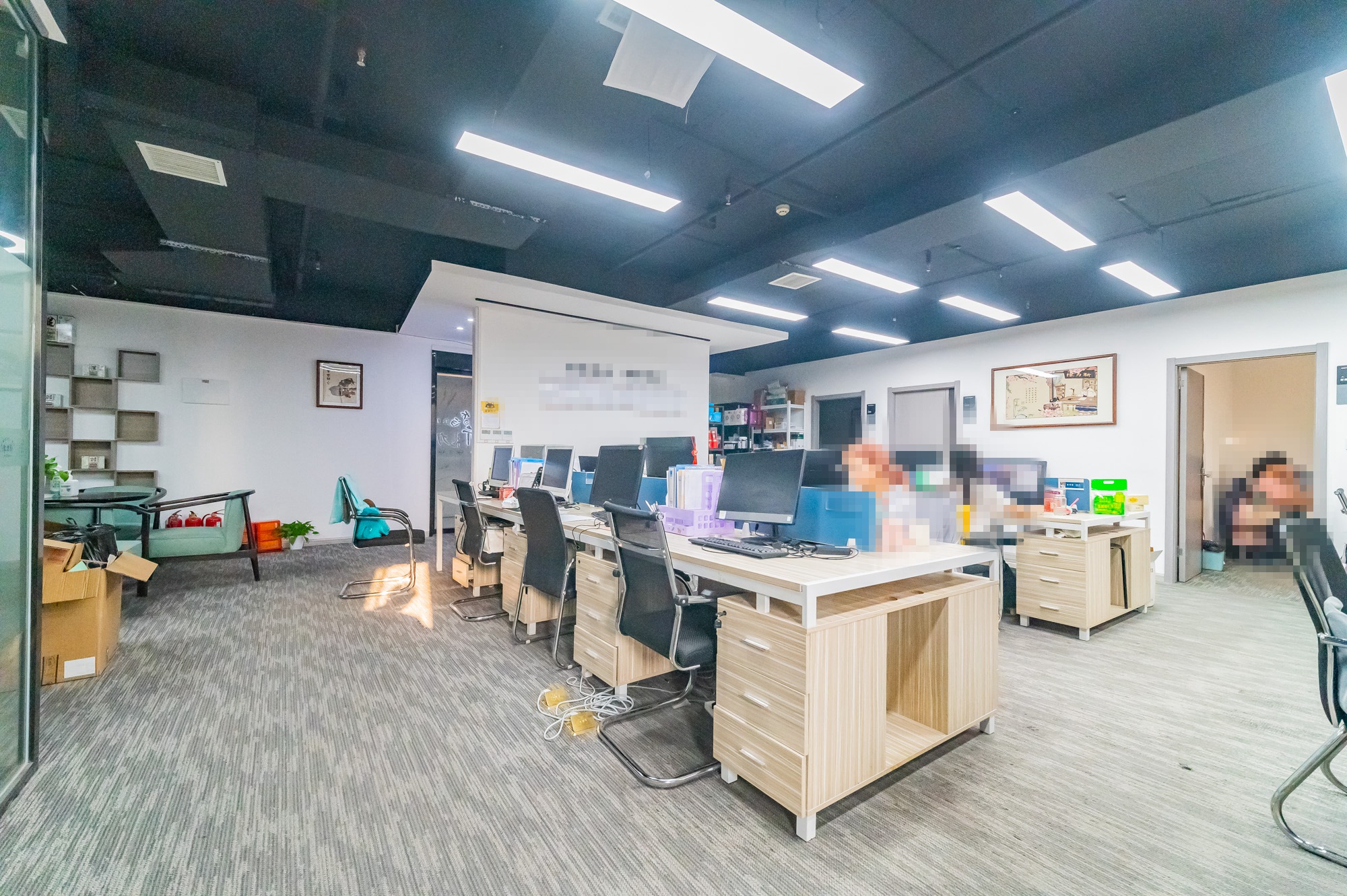 世景国际广场  0室0厅0卫    135.5万 世景国际广场  0室0厅0卫    135.5万客厅