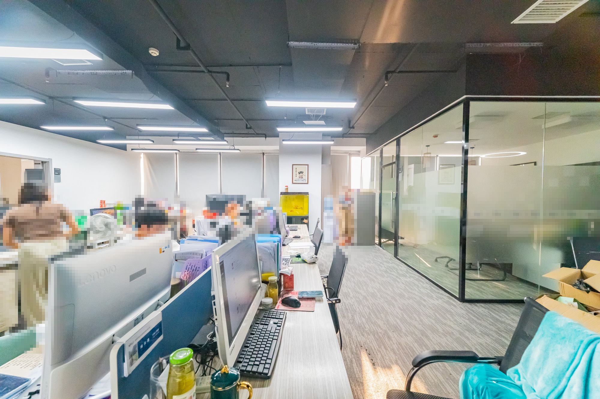 世景国际广场  0室0厅0卫    135.5万 世景国际广场  0室0厅0卫    135.5万客厅