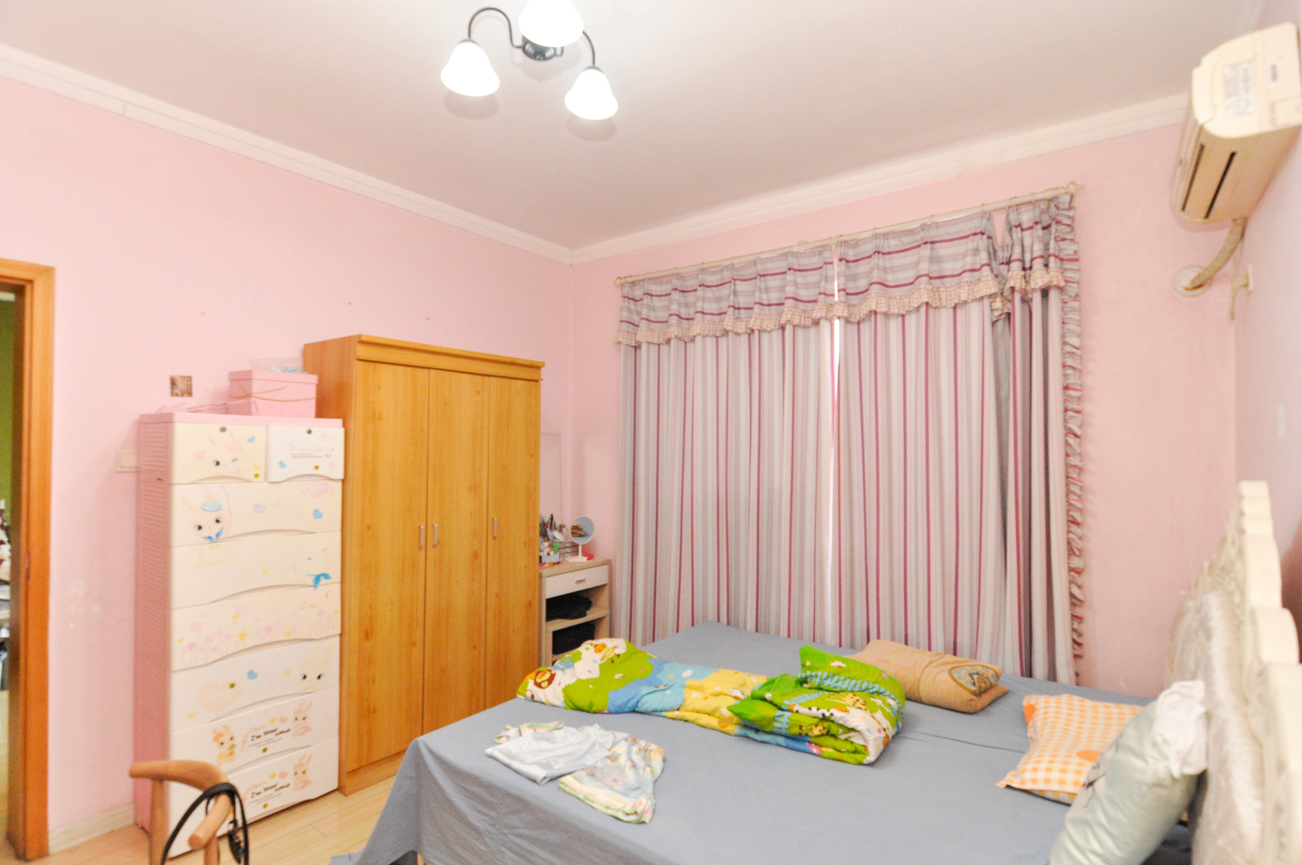 阳明山庄 3室2厅1卫 79.8万 阳明山庄 3室2厅1卫 79.8万其他