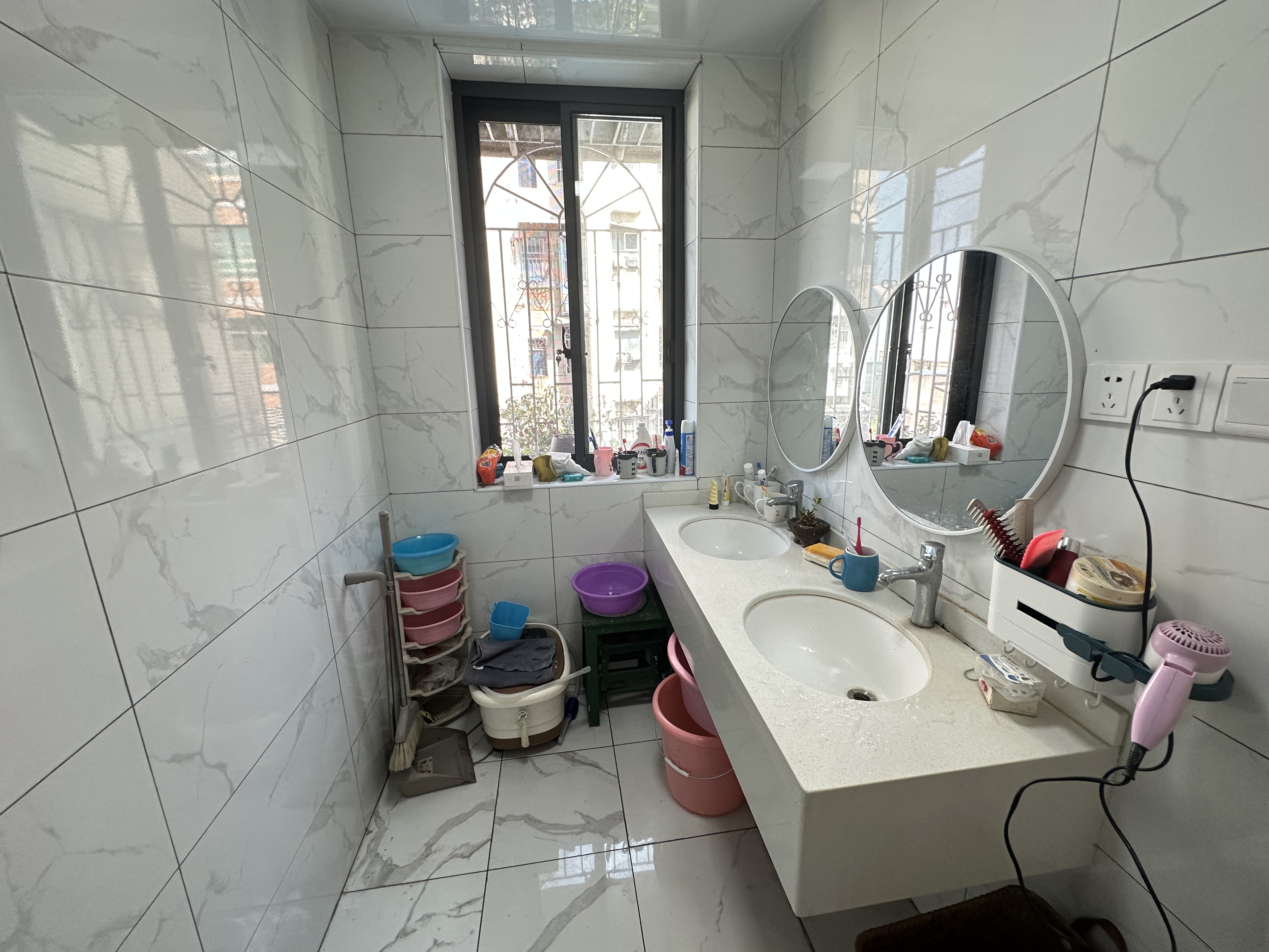 钻石花园 3室2厅2卫 48.0万 钻石花园 3室2厅2卫 48.0万室内图