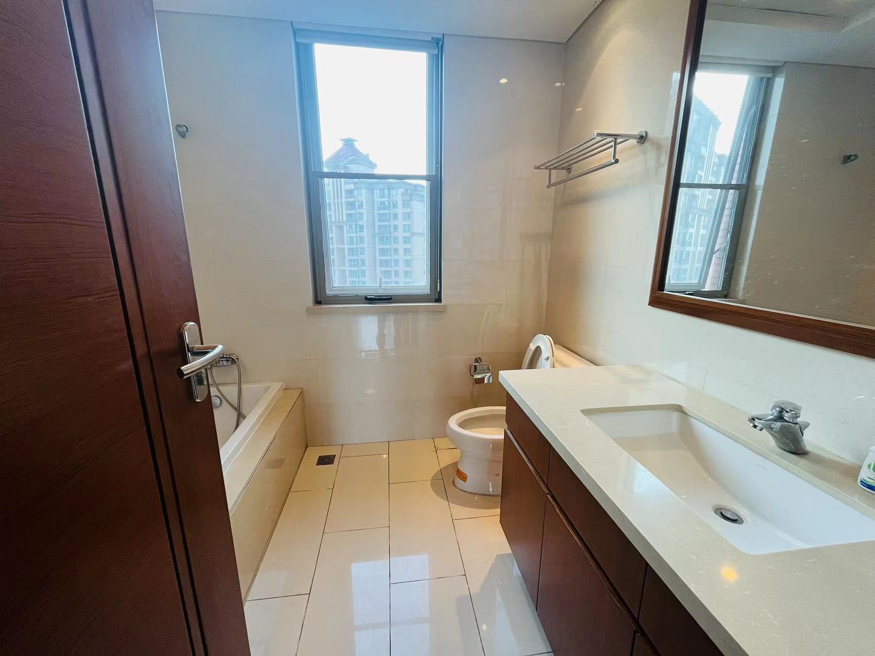 晋合湘水湾一期 3室2厅2卫 86.8万 晋合湘水湾一期 3室2厅2卫 86.8万室内图