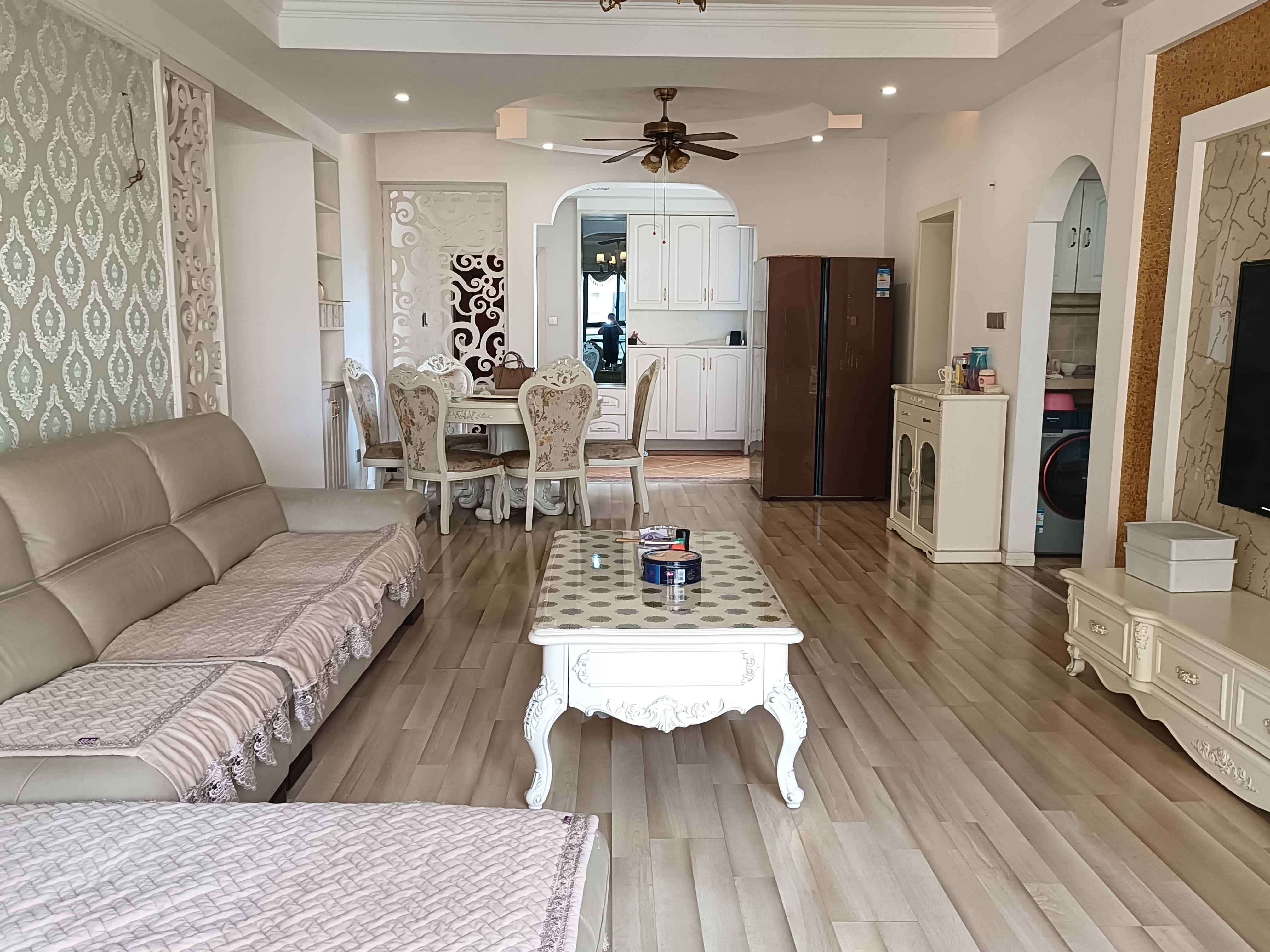 天元区锦绣华都 3室2厅2卫 93.0万 天元区锦绣华都 3室2厅2卫 93.0万室内图