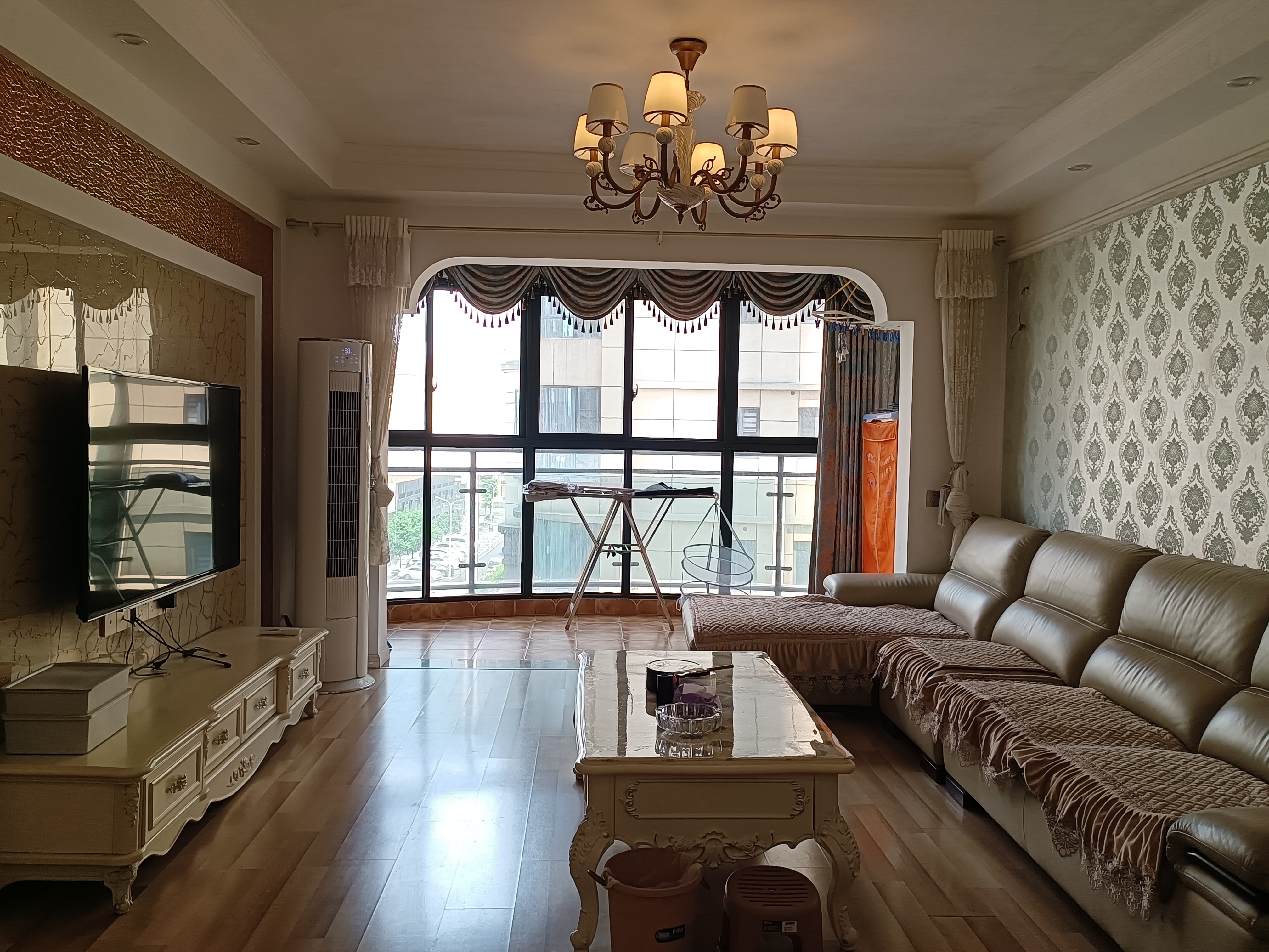 天元区锦绣华都 3室2厅2卫 93.0万 天元区锦绣华都 3室2厅2卫 93.0万室内图