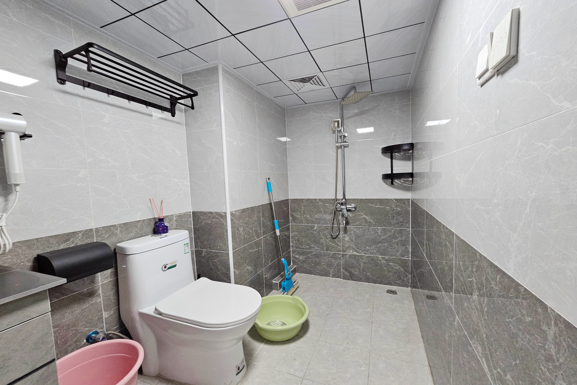 明昇壹城（明昇时代广场）三期  3室2厅2卫    78.0万卫生间