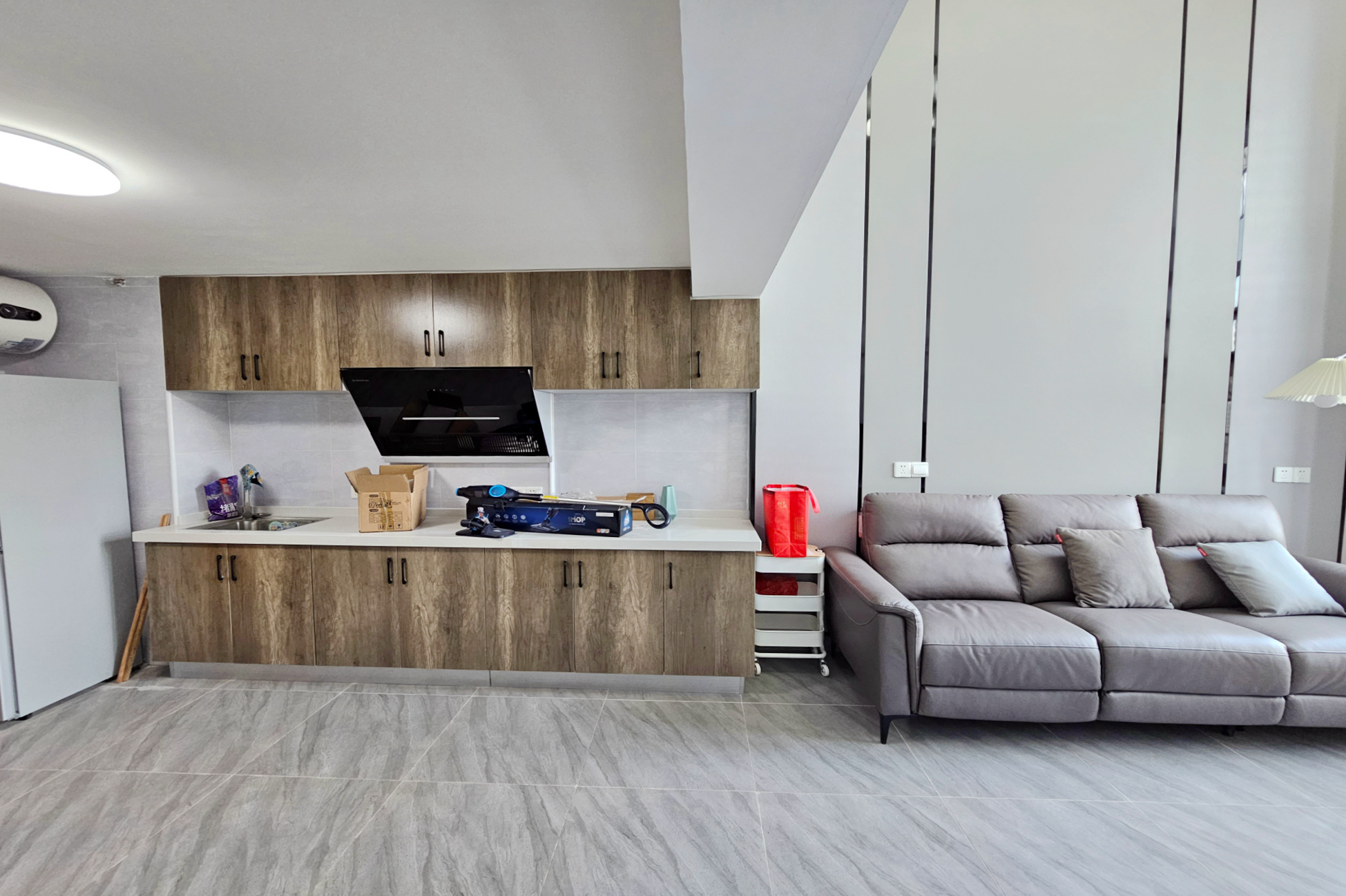 明昇壹城(明昇时代广场)三期 3室2厅2卫 78.0万 明昇壹城(明昇时代广场)三期 3室2厅2卫 78.0万客厅