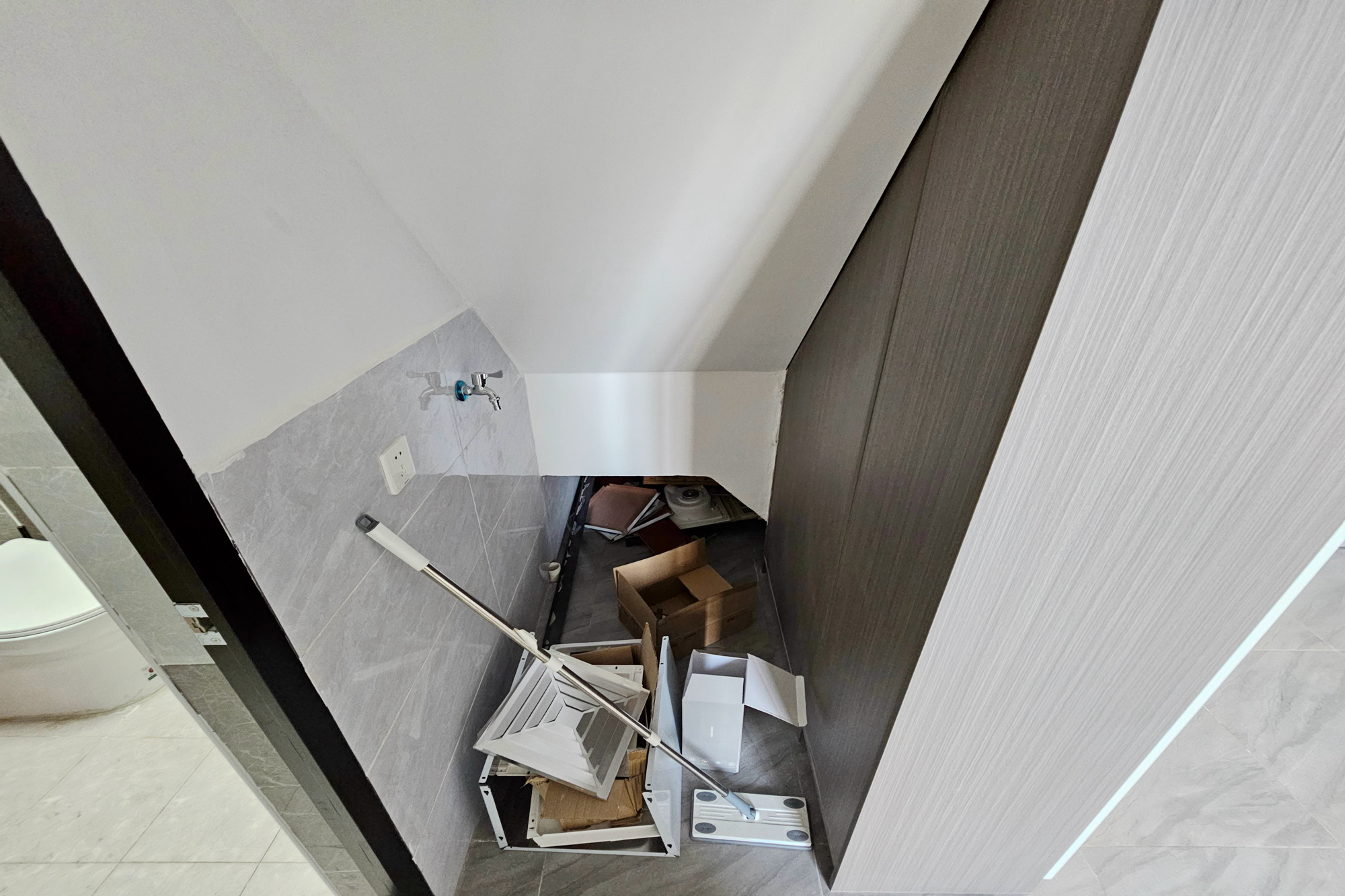 明昇壹城(明昇时代广场)三期 3室2厅2卫 78.0万 明昇壹城(明昇时代广场)三期 3室2厅2卫 78.0万其他