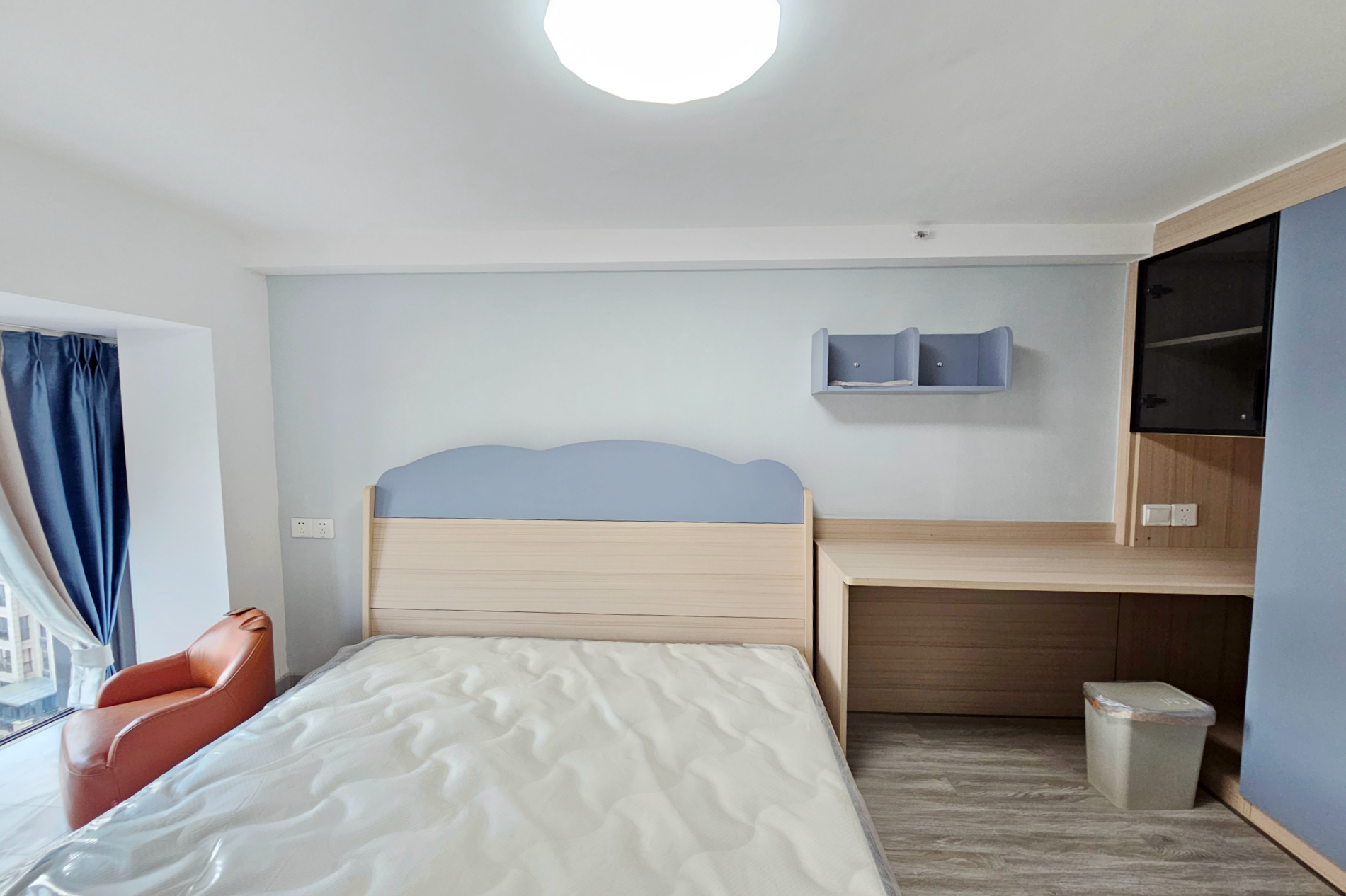 明昇壹城（明昇时代广场）三期  3室2厅2卫    78.0万卧室