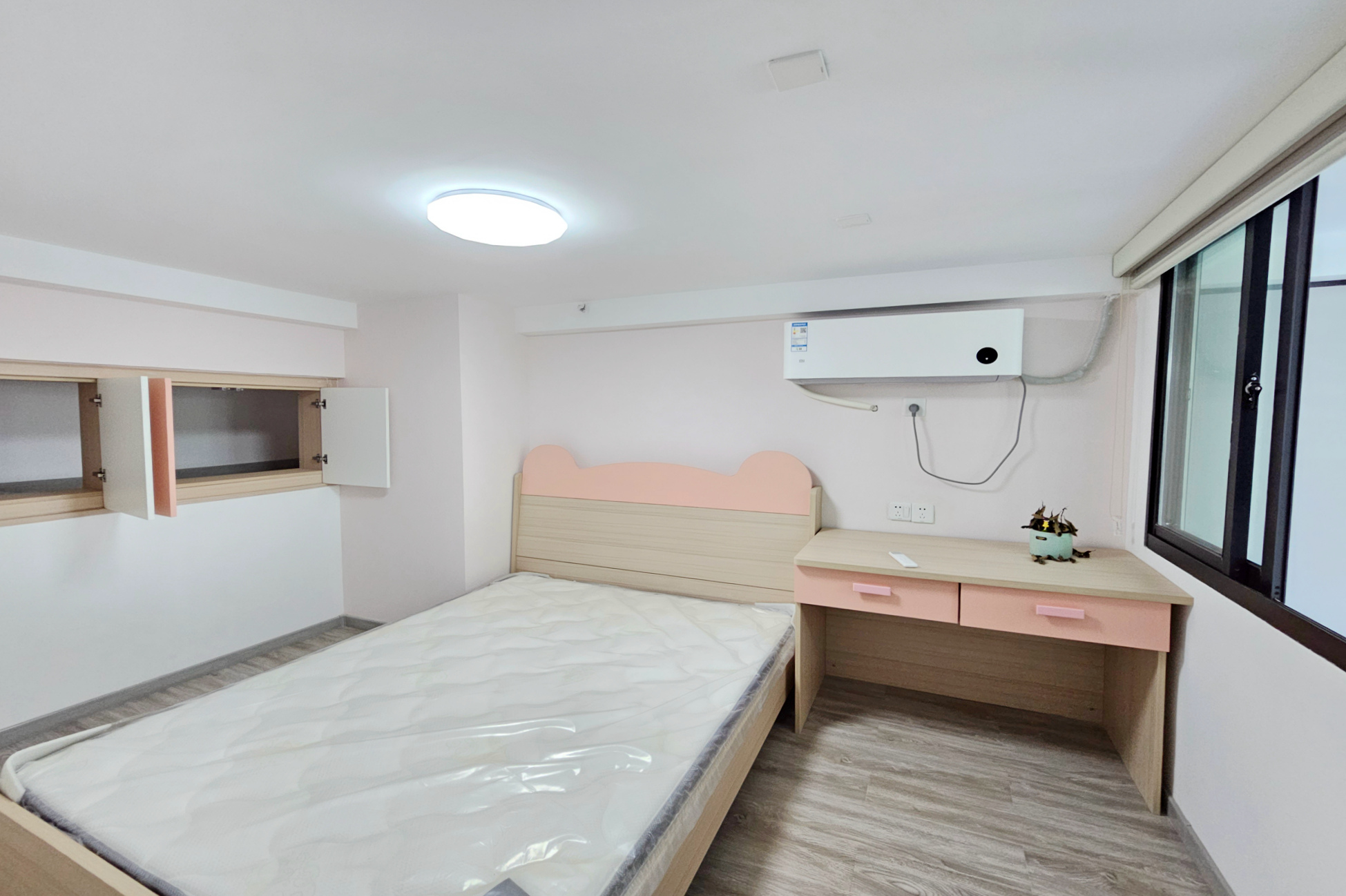 明昇壹城（明昇时代广场）三期  3室2厅2卫    78.0万卧室