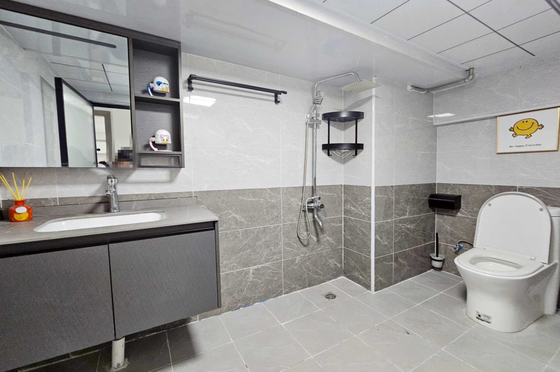 明昇壹城(明昇时代广场)三期 3室2厅2卫 78.0万 明昇壹城(明昇时代广场)三期 3室2厅2卫 78.0万卫生间