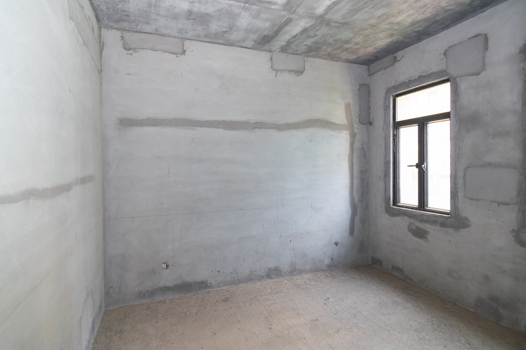 润和紫郡一期  4室2厅2卫    175.0万 润和紫郡一期  4室2厅2卫    175.0万卧室