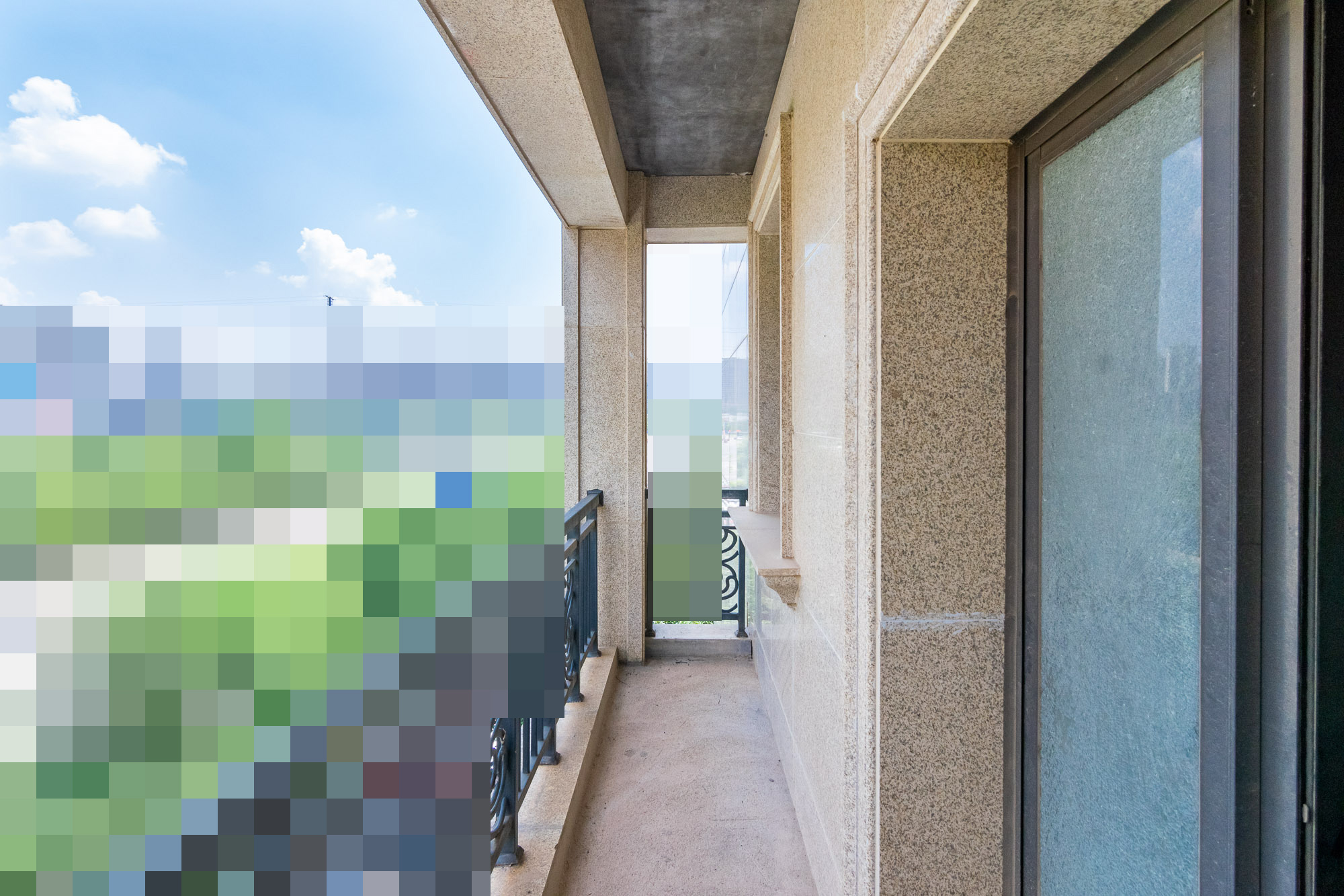 润和紫郡一期  4室2厅2卫    175.0万 润和紫郡一期  4室2厅2卫    175.0万阳台