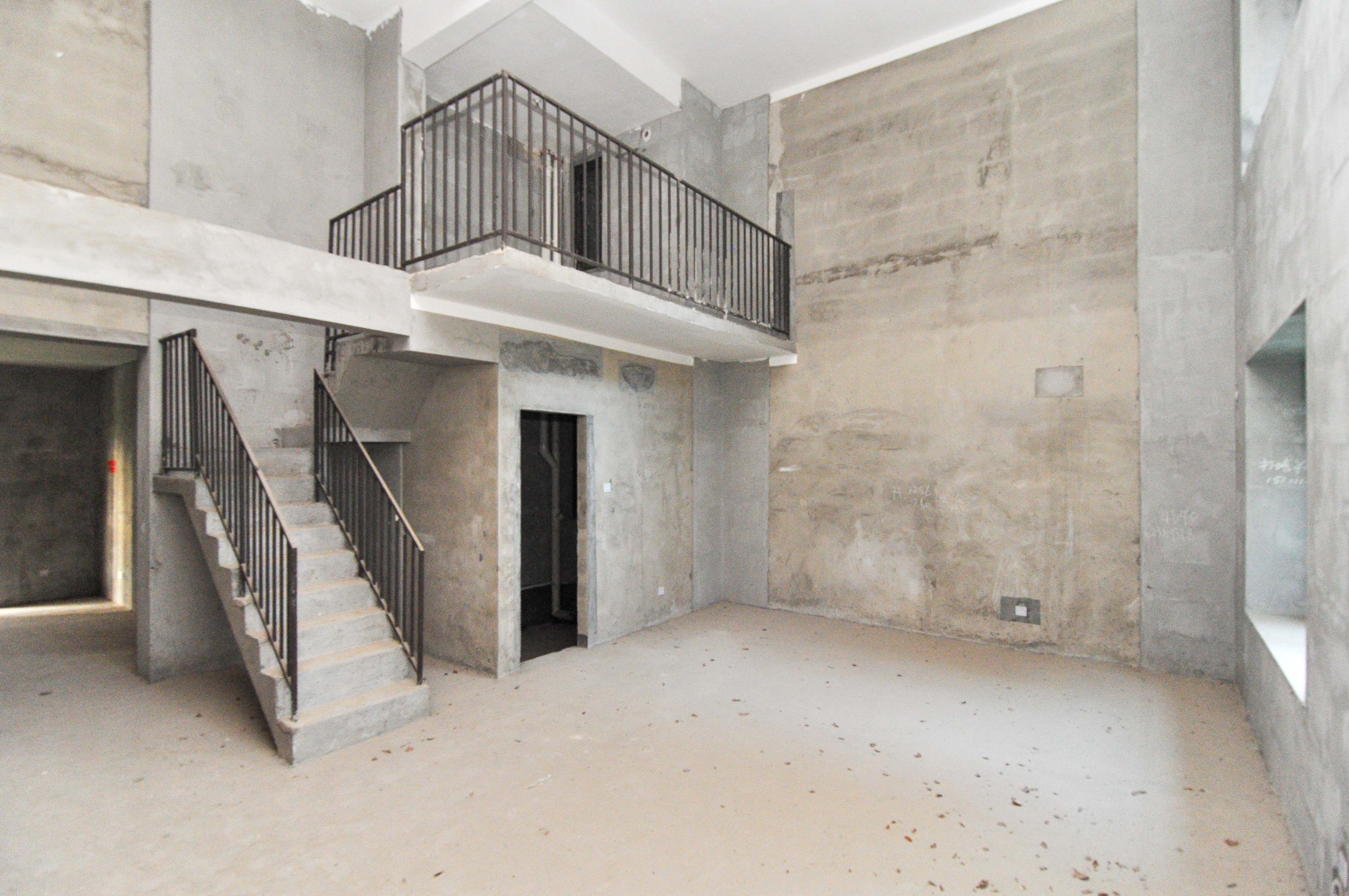 梅溪正荣府  4室2厅2卫    235.0万 梅溪正荣府  4室2厅2卫    235.0万客厅