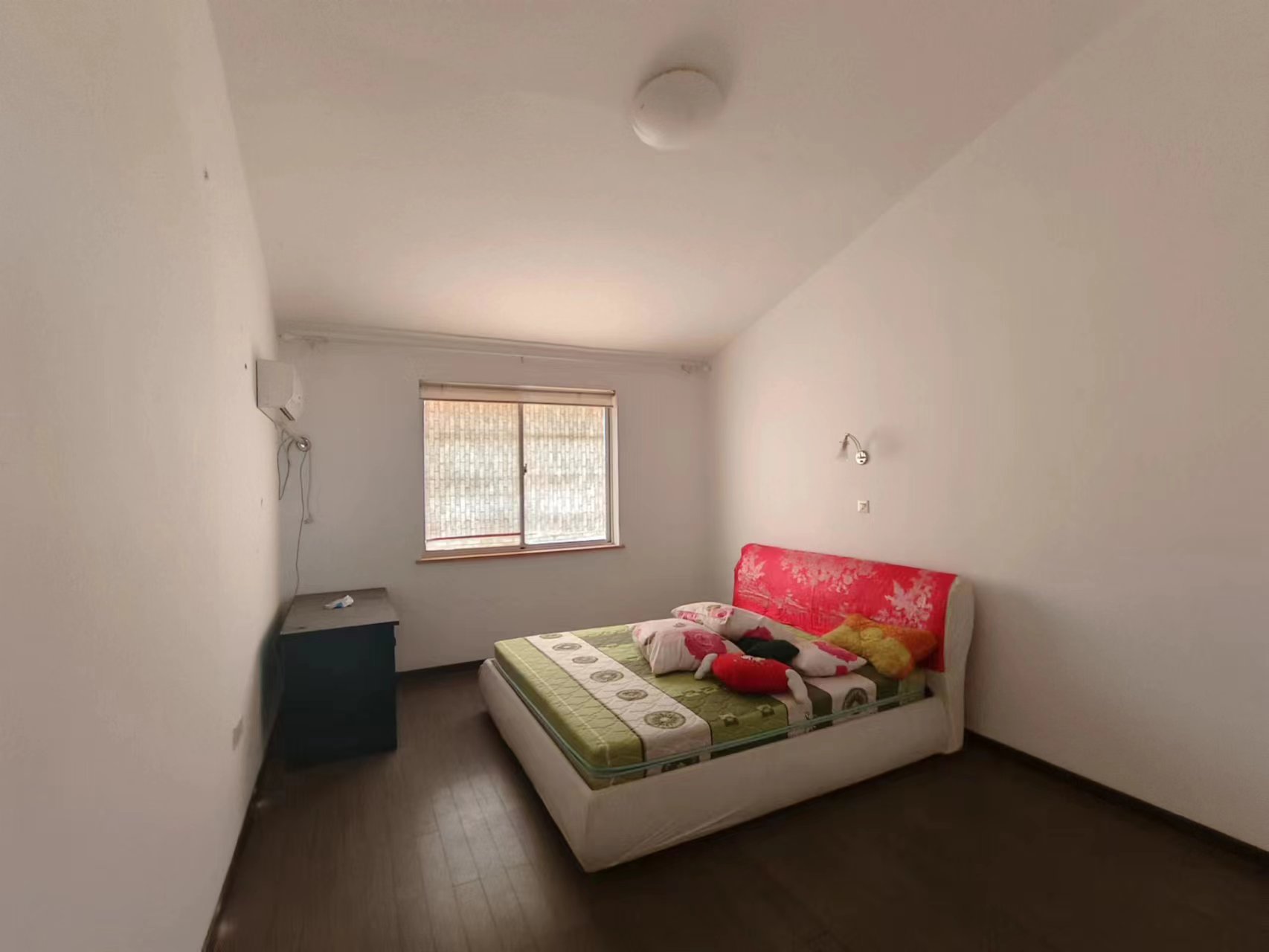 天台小区 5室3厅3卫 75.00万 天台小区 5室3厅3卫 75.00万室内图