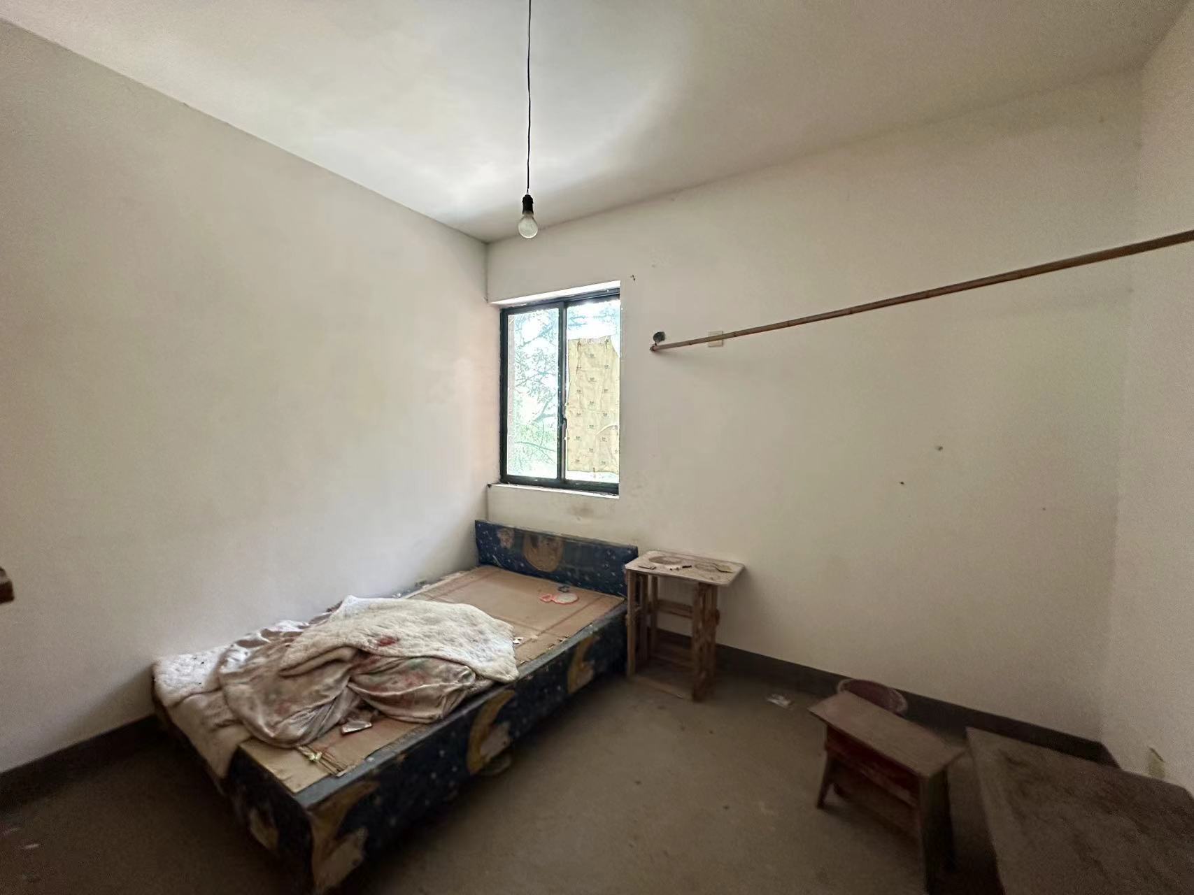 湘湾B区 3室2厅1卫 43.0万 湘湾B区 3室2厅1卫 43.0万室内图