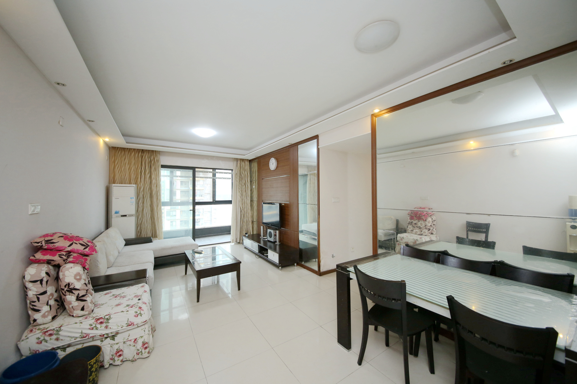 万科金域蓝湾  3室2厅1卫    116.5万客厅