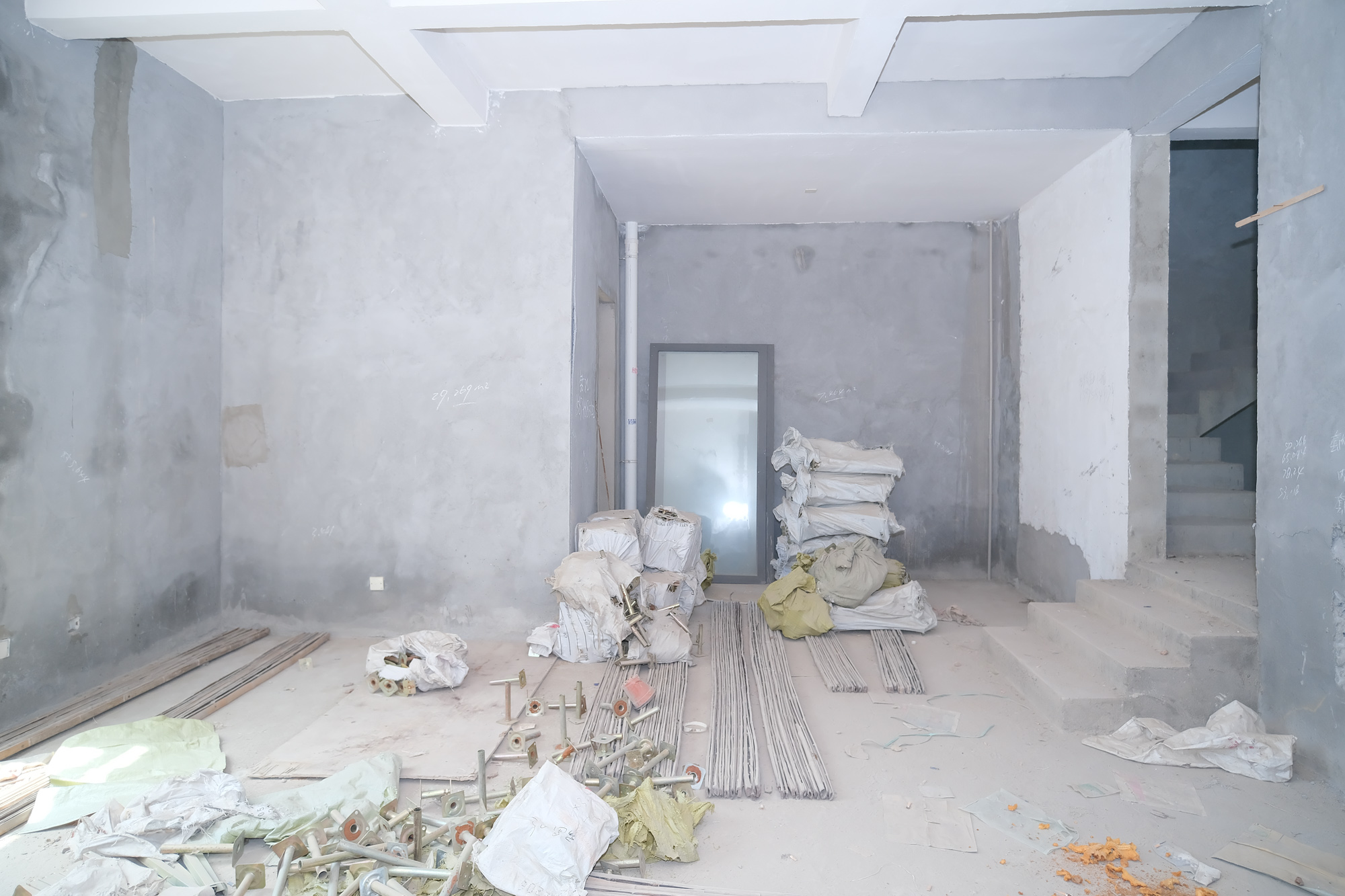 山水湾  6室3厅2卫    328.0万 山水湾  6室3厅2卫    328.0万